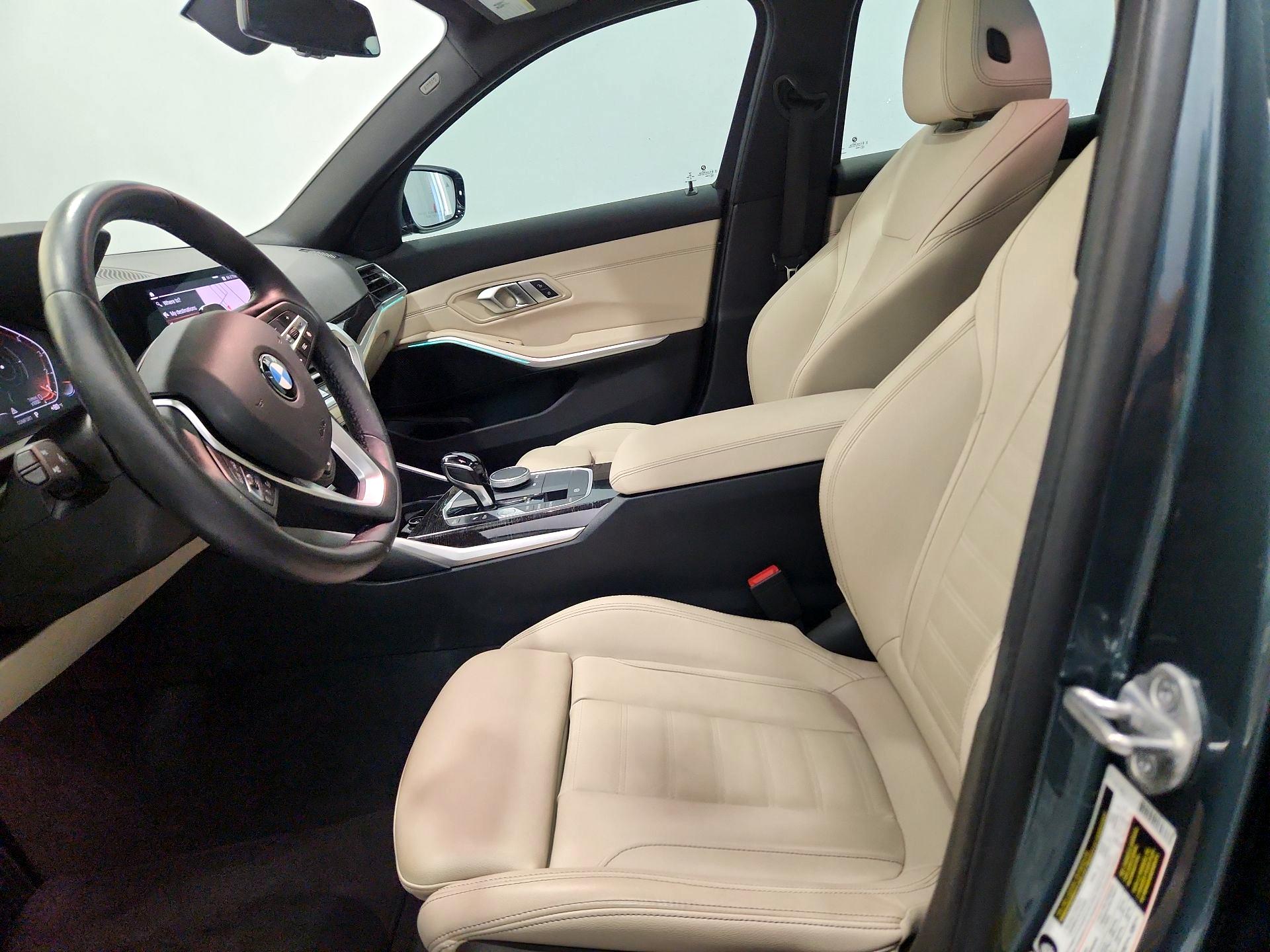 Thumbnail: 2021 BMW 3 Series - 11
