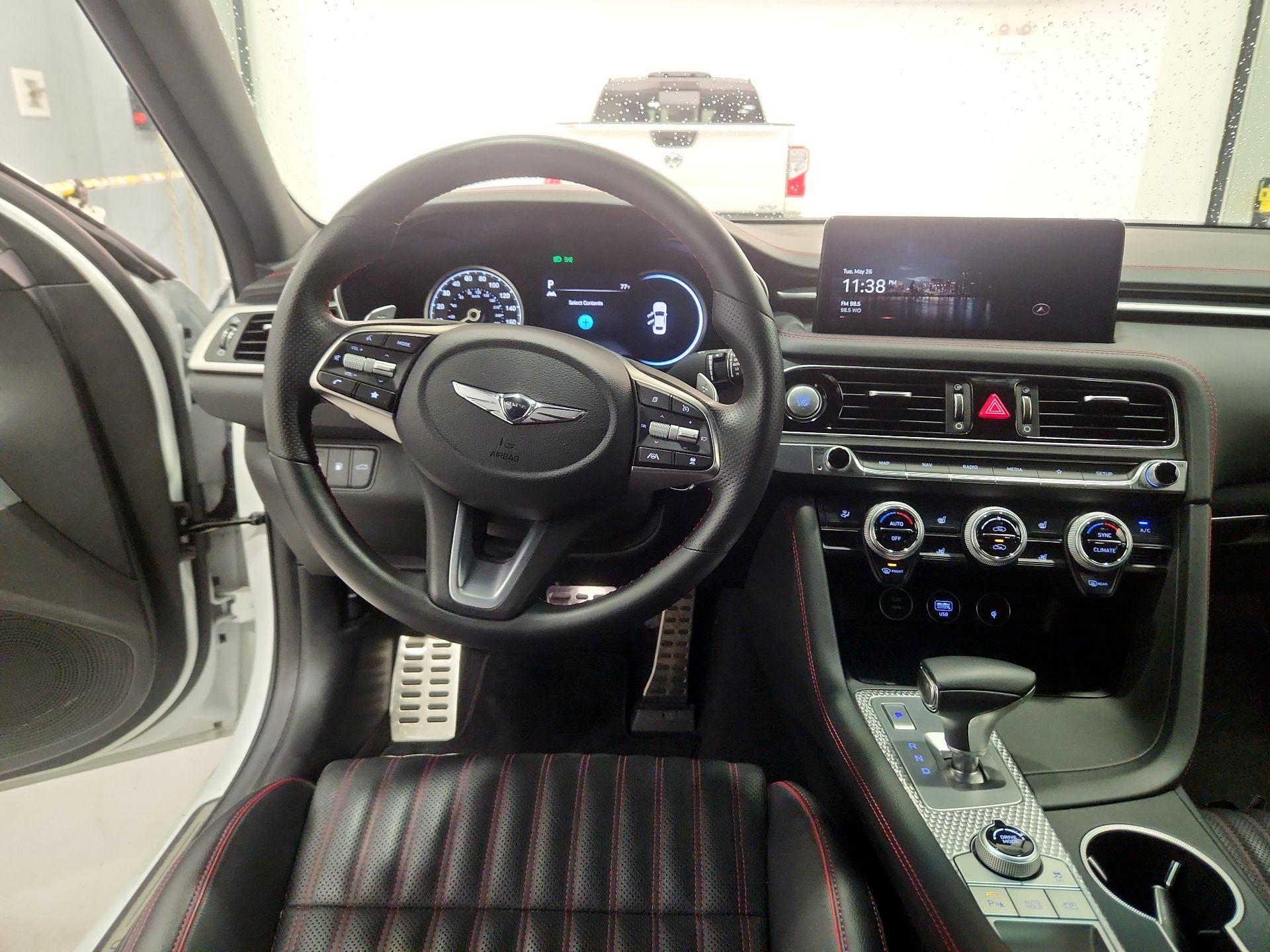 Thumbnail: 2023 Genesis G70 - 10