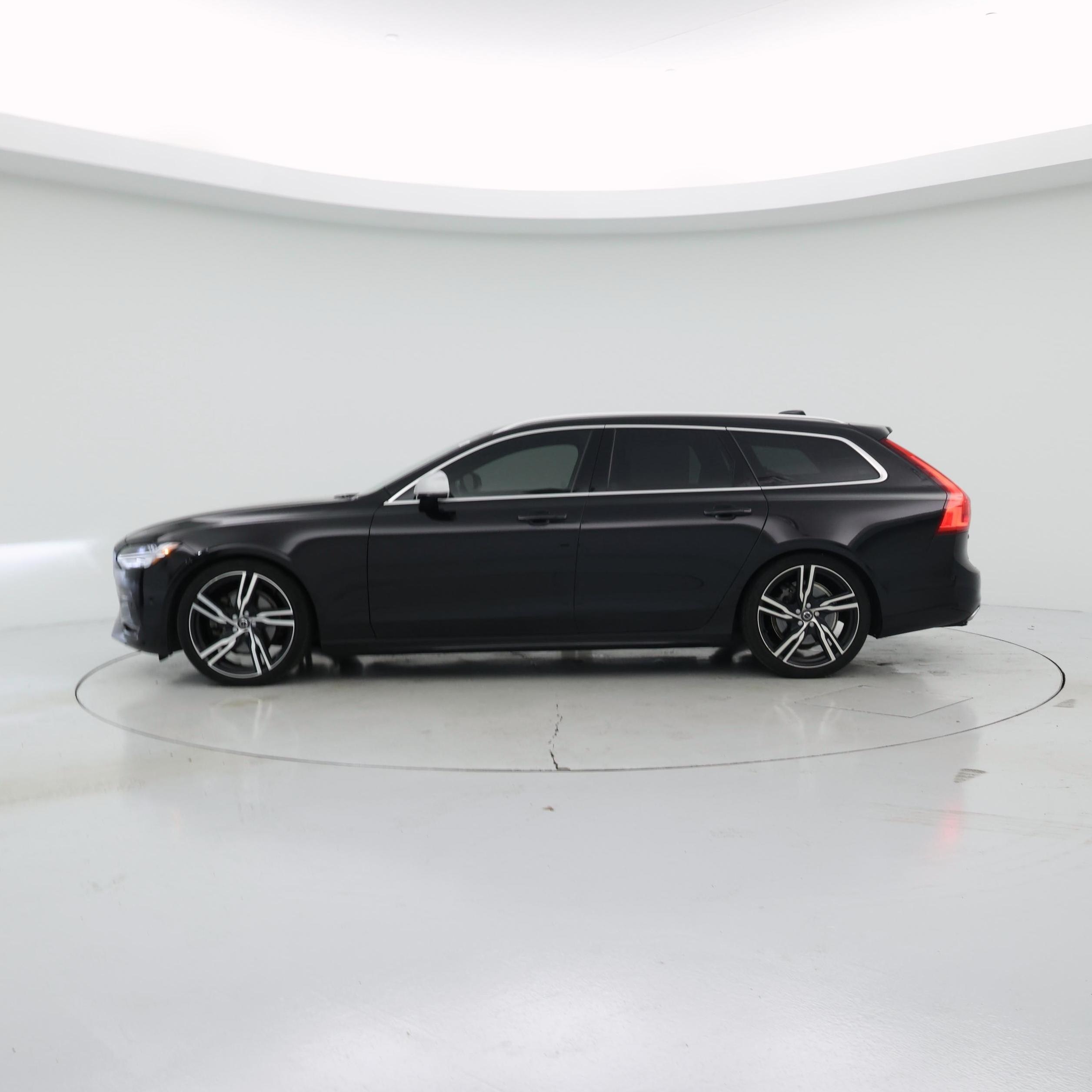 Thumbnail: 2019 Volvo V90 - 3
