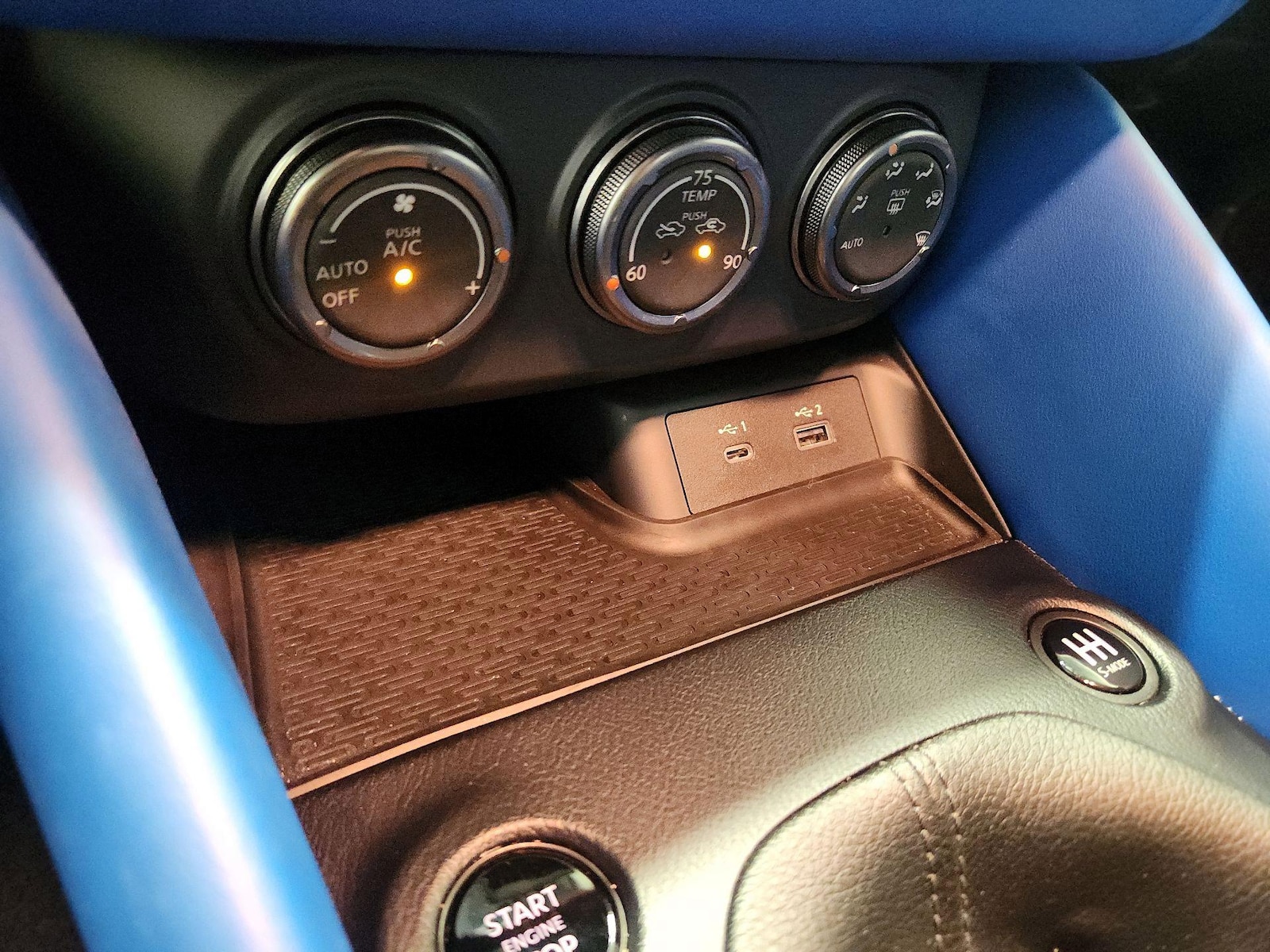 2024 Nissan Z Performance - Photo 20