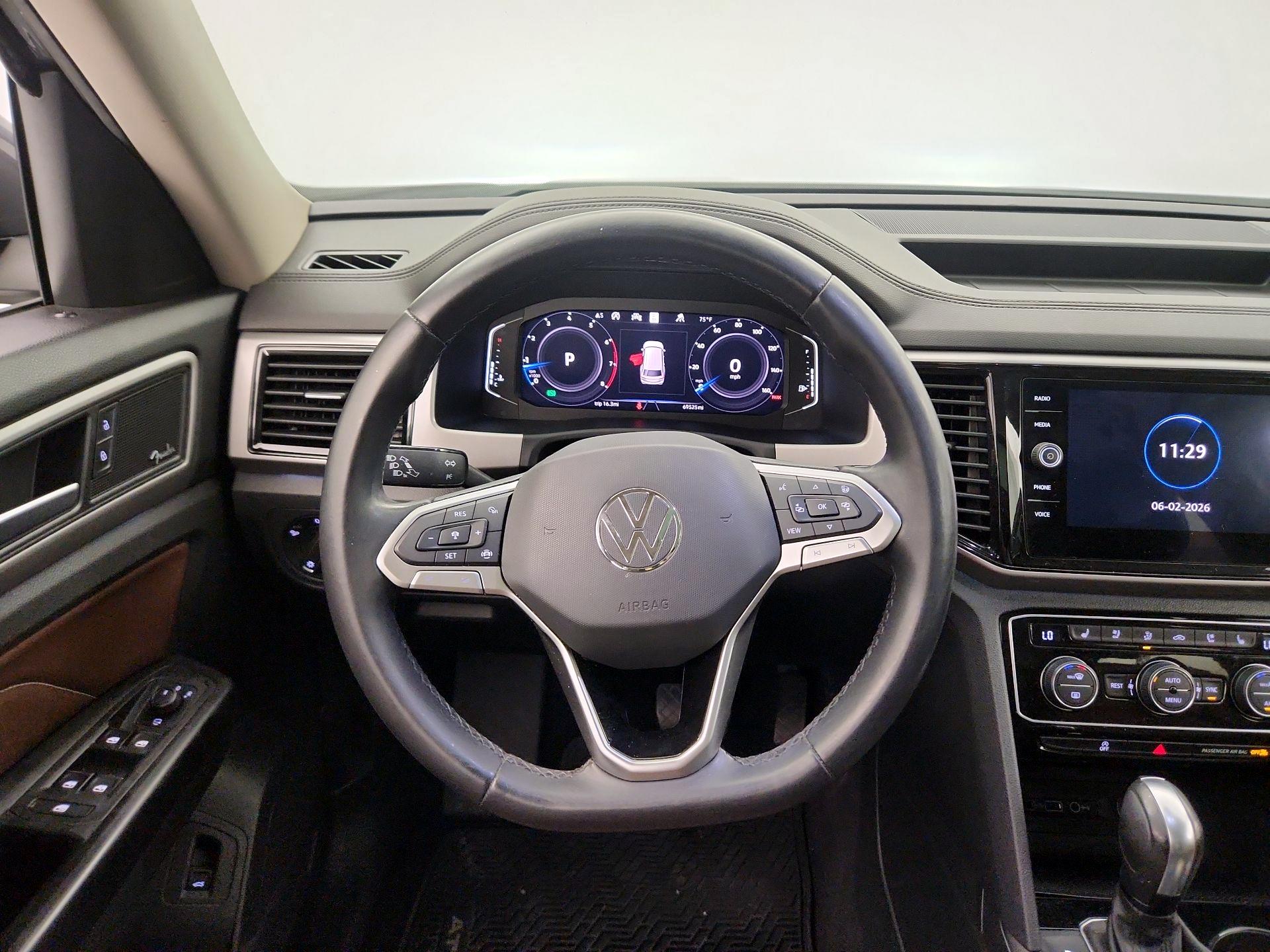 Thumbnail: 2021 Volkswagen Atlas - 10