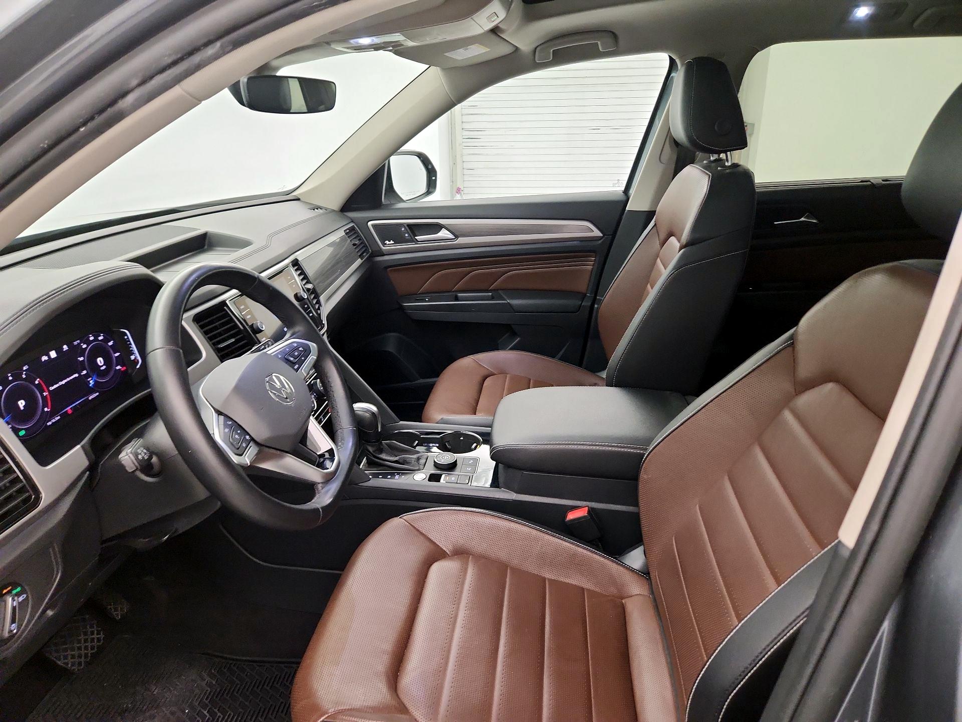 Thumbnail: 2021 Volkswagen Atlas - 11