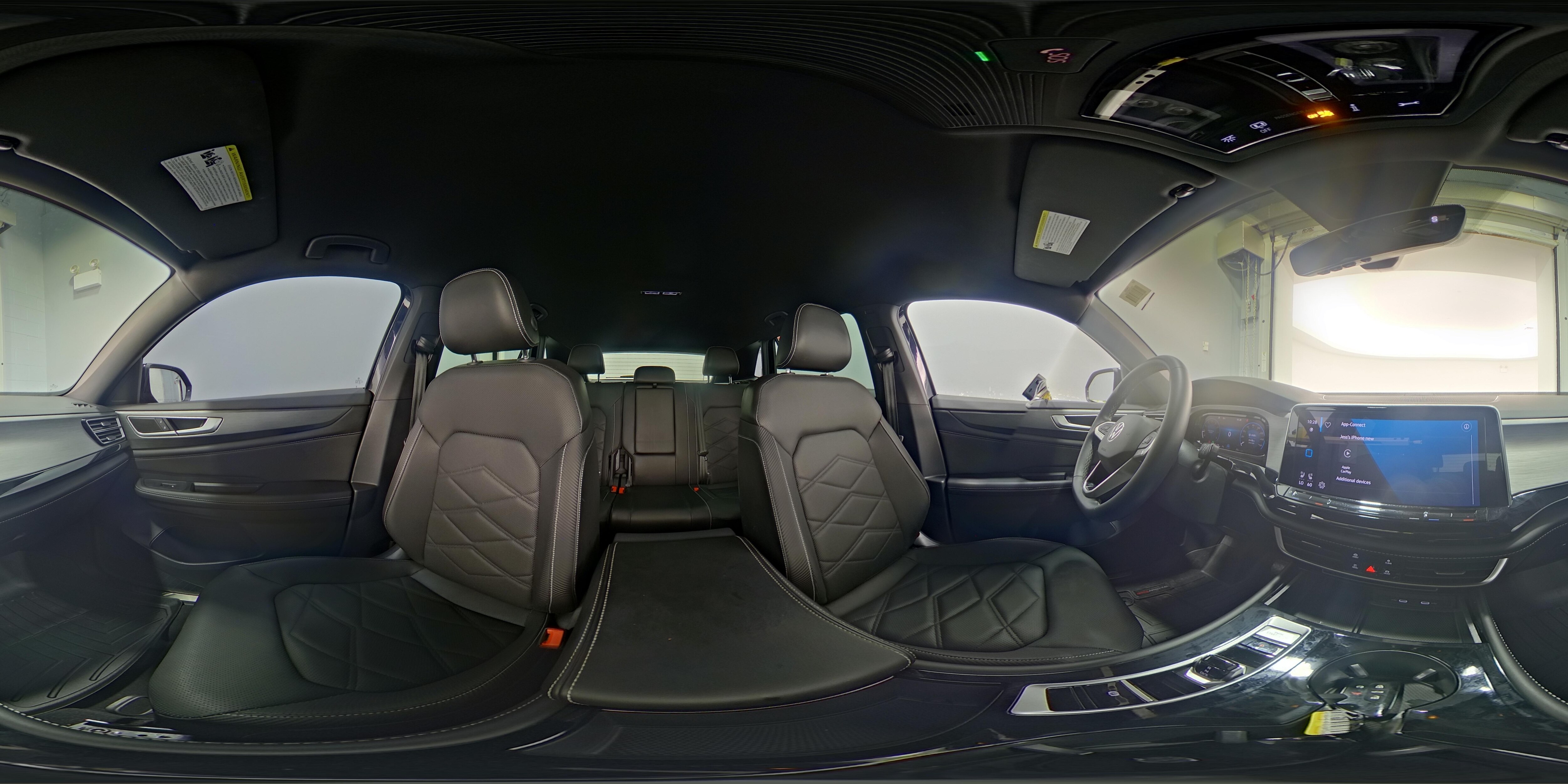2024 Volkswagen Atlas Cross Sport SE w/Tech - Photo 25