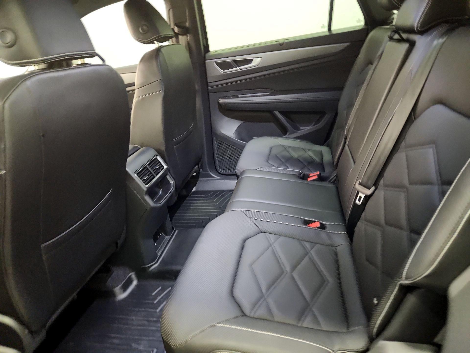 Thumbnail: 2024 Volkswagen Atlas - 18