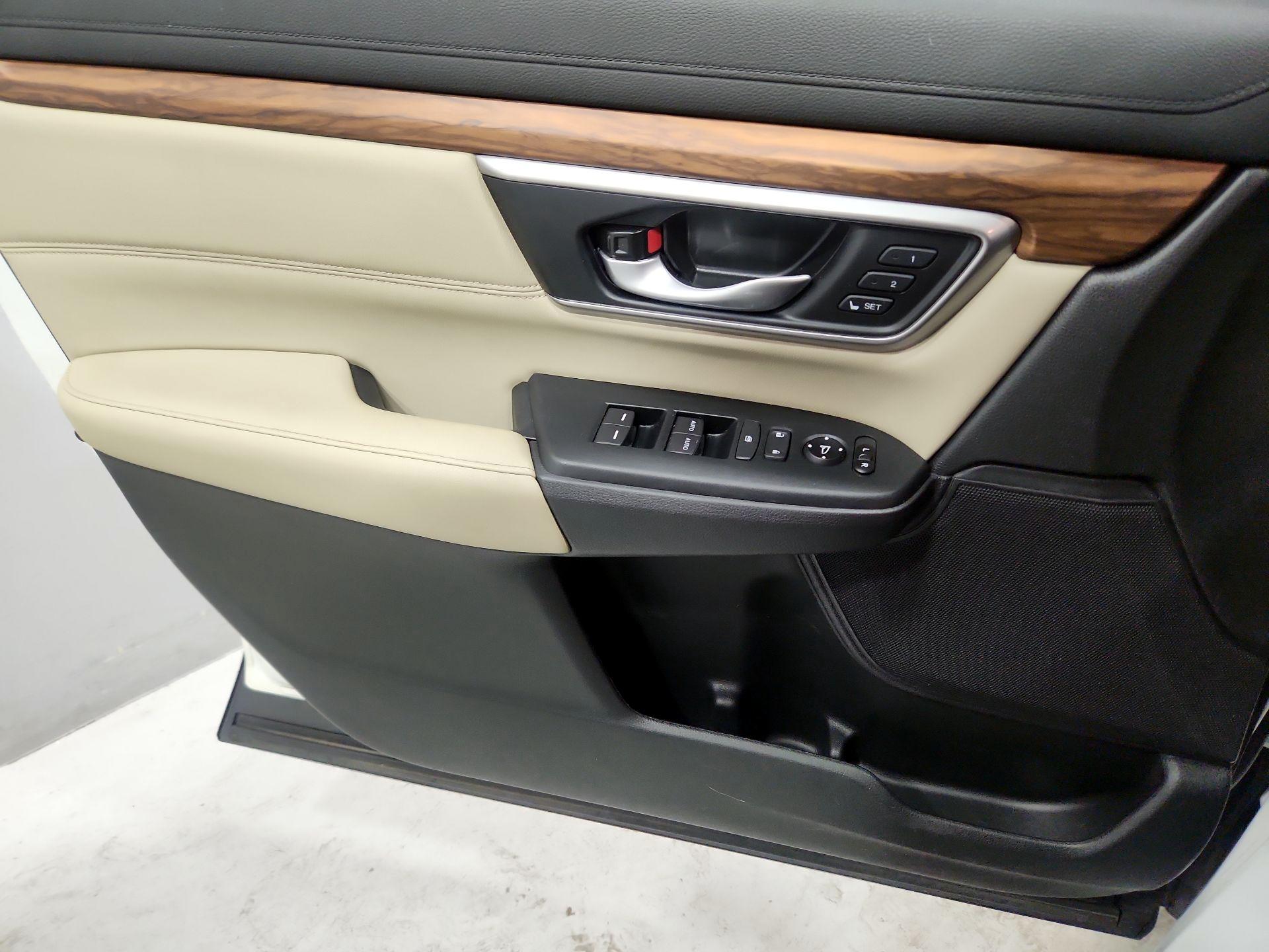 Thumbnail: 2019 Honda CR-V - 12