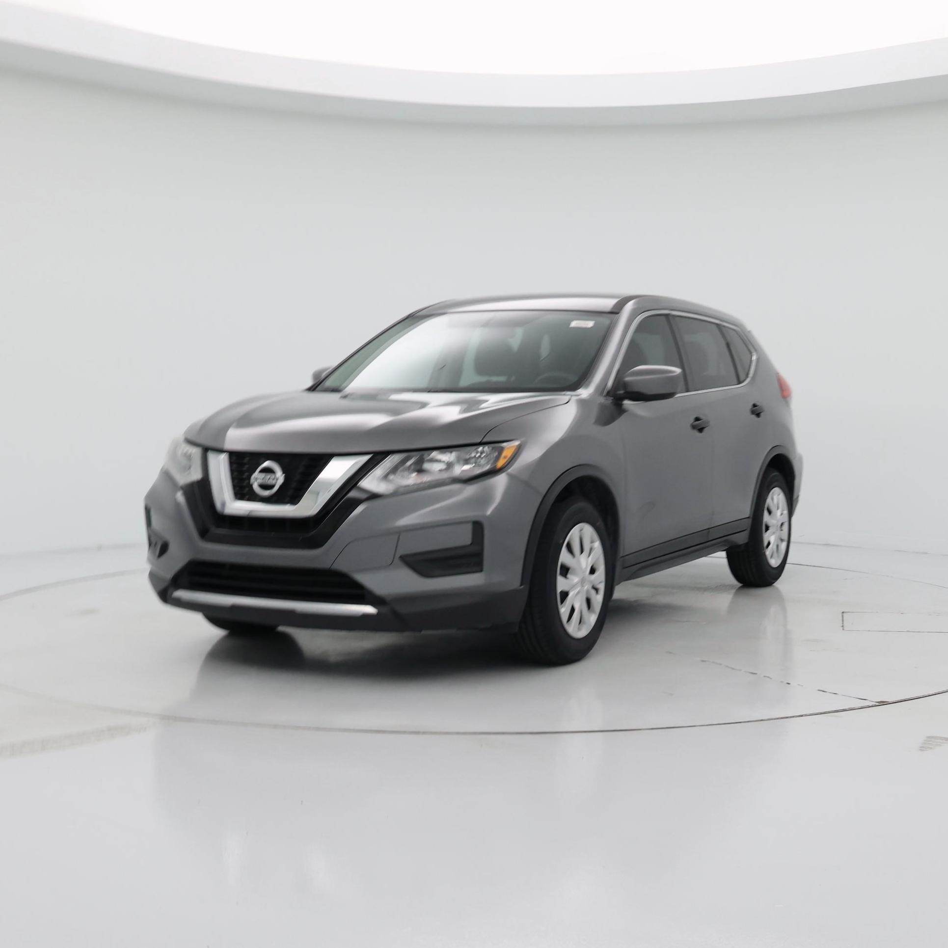 Thumbnail: 2017 Nissan Rogue - 4