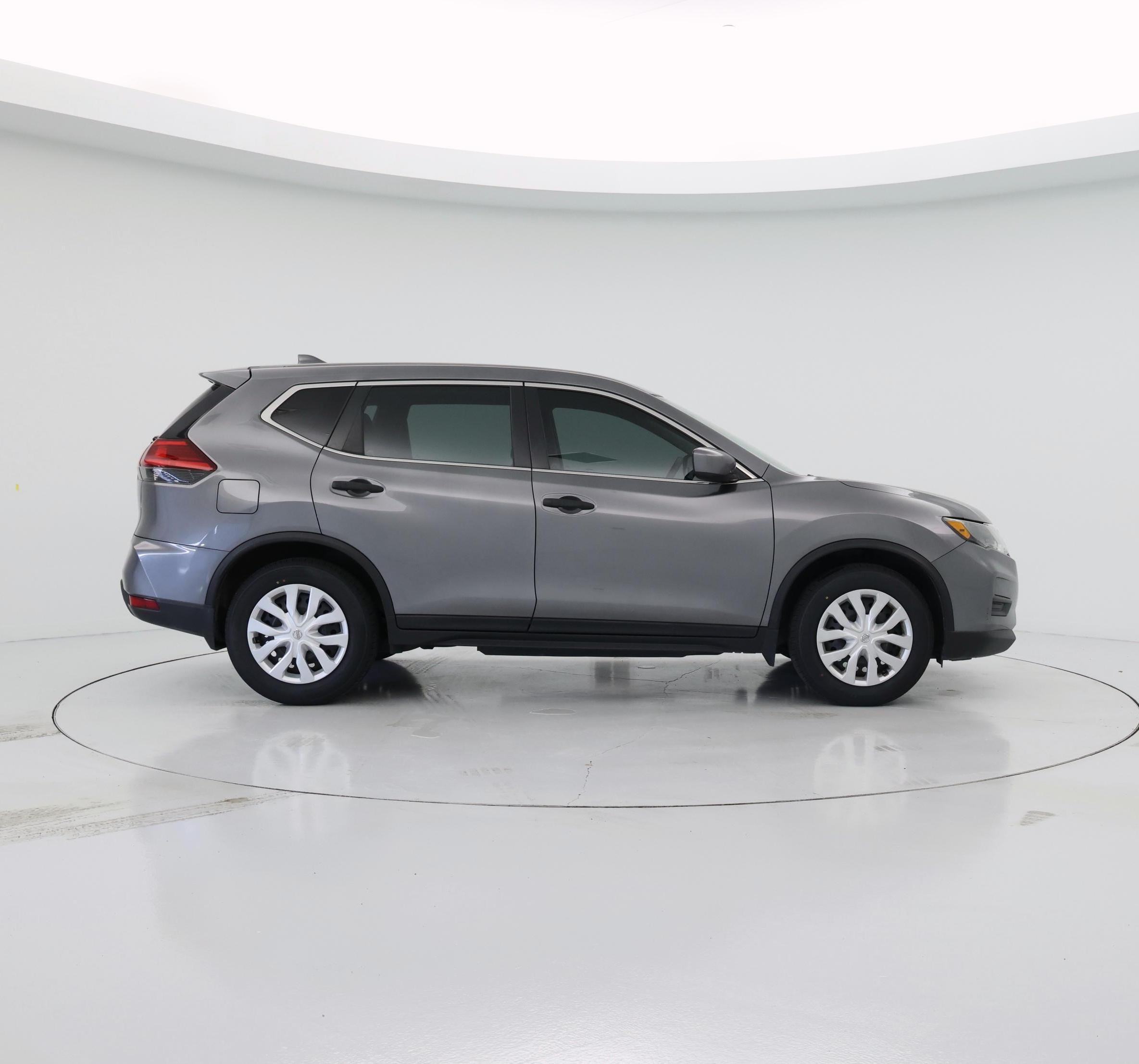 Thumbnail: 2017 Nissan Rogue - 7