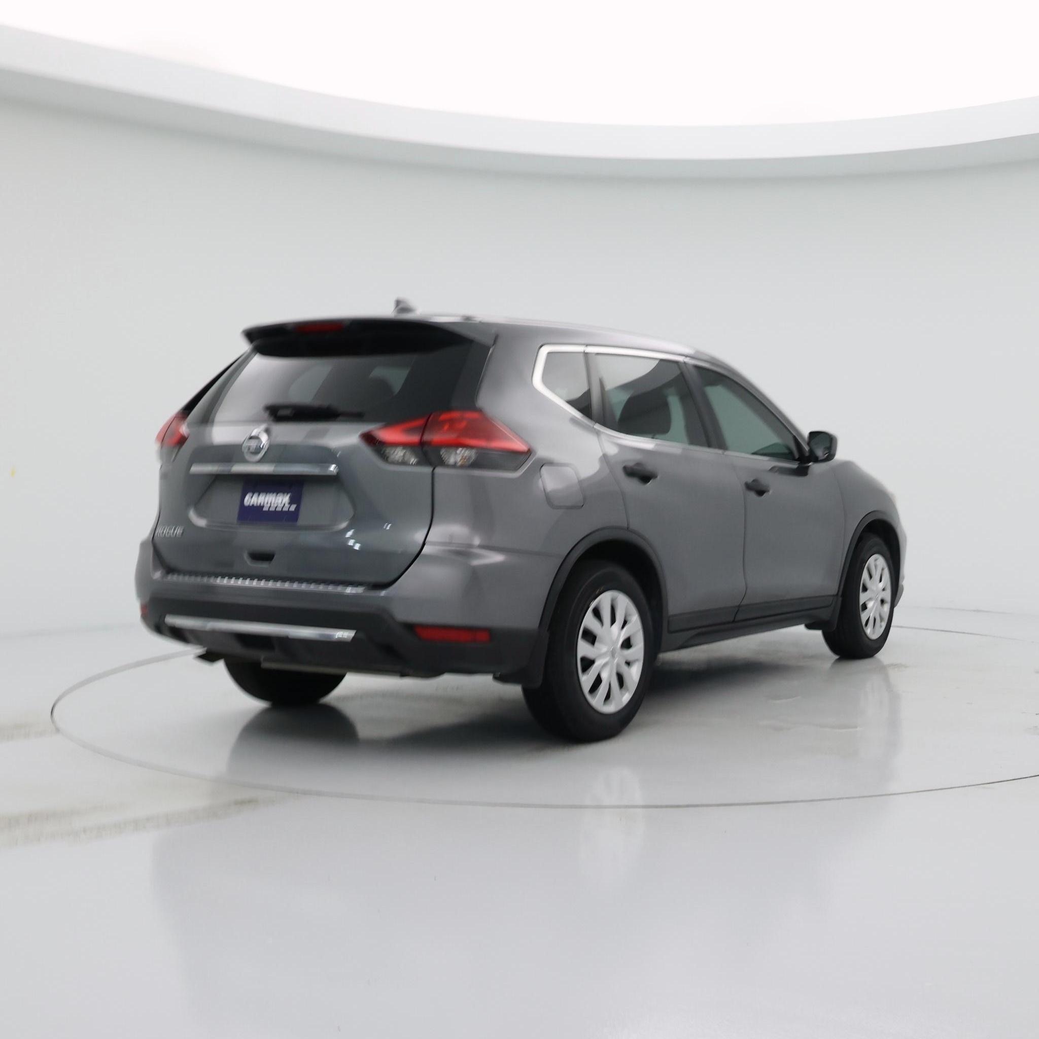 Thumbnail: 2017 Nissan Rogue - 8