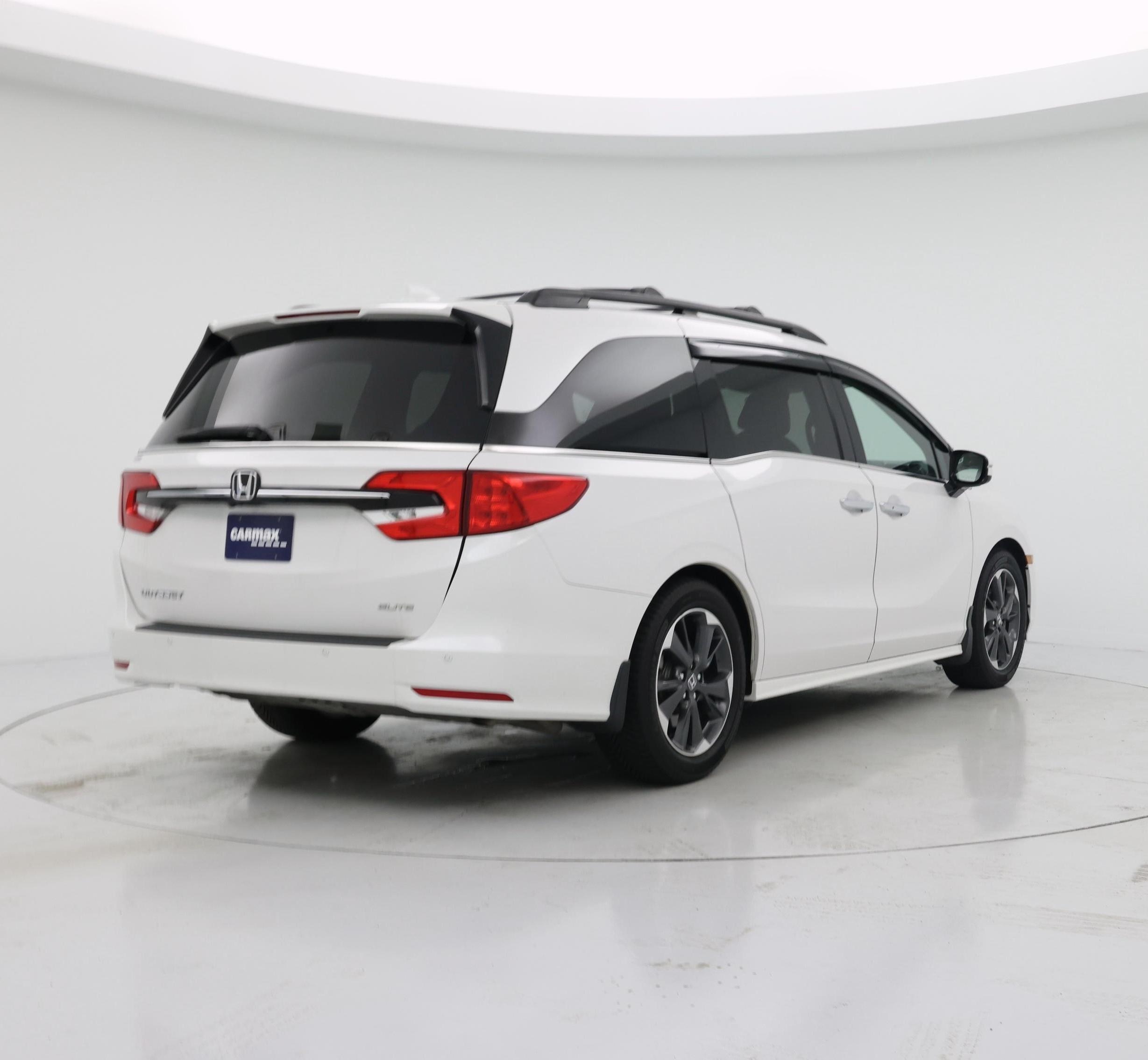 Thumbnail: 2023 Honda Odyssey - 8