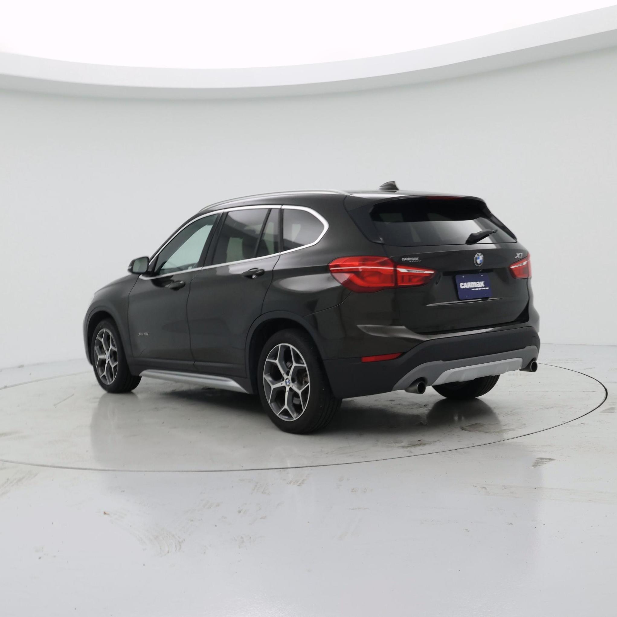 Thumbnail: 2017 BMW X1 - 2
