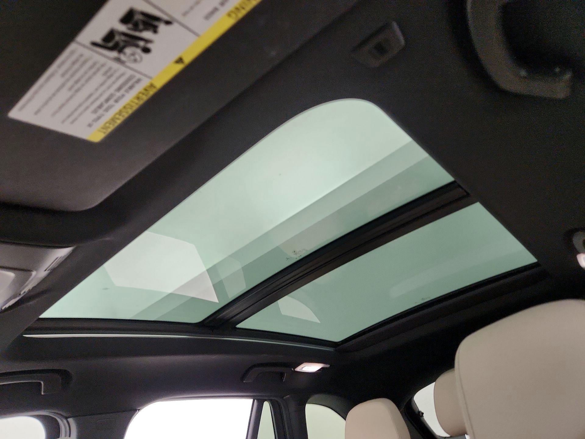 Thumbnail: 2017 BMW X1 - 20