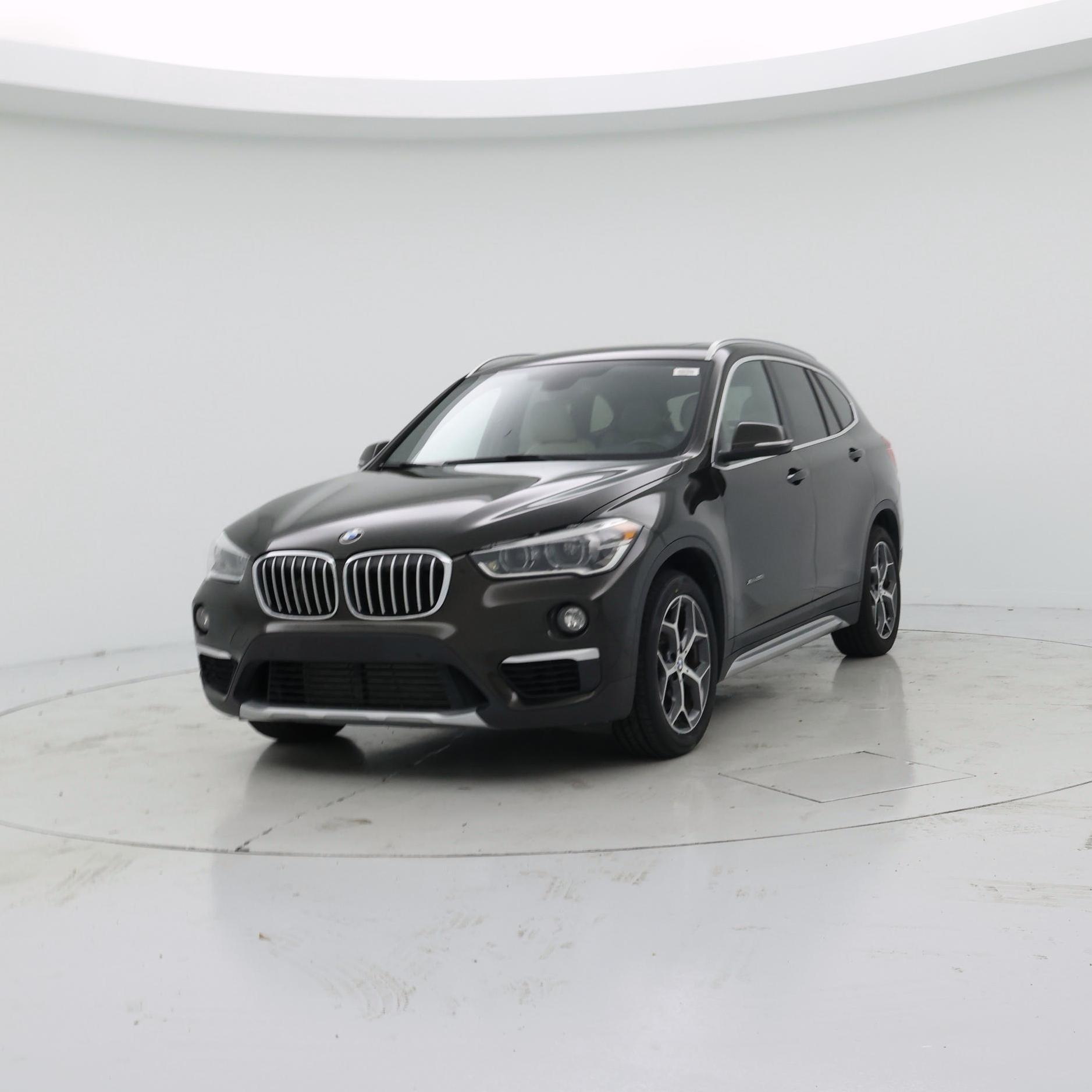 Thumbnail: 2017 BMW X1 - 4