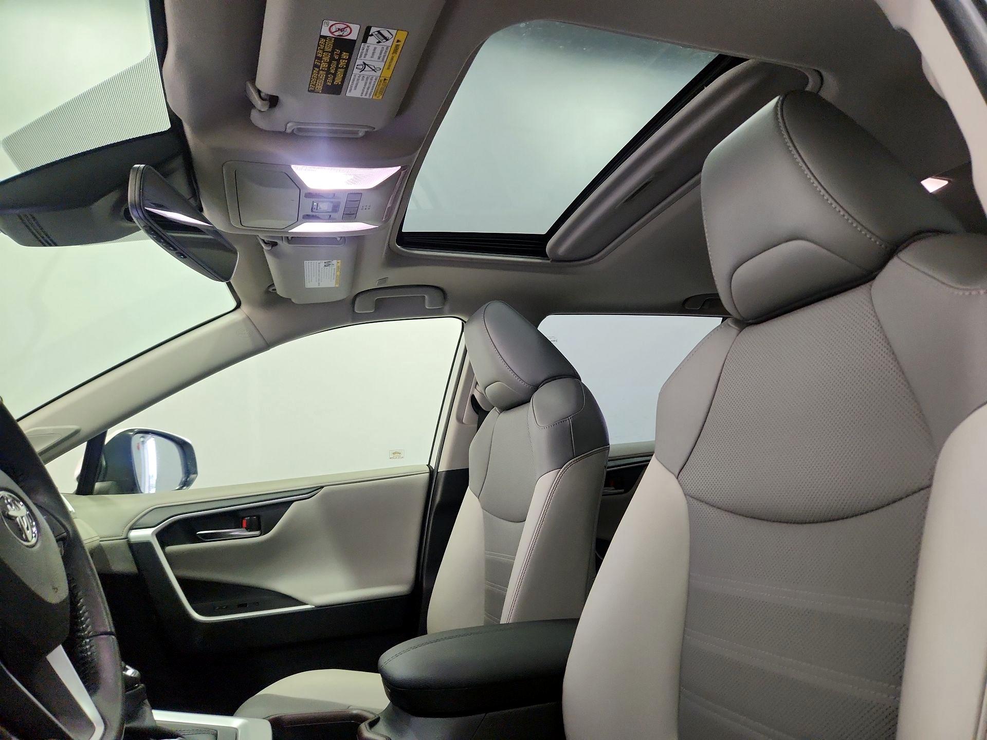 Thumbnail: 2023 Toyota RAV4 - 19