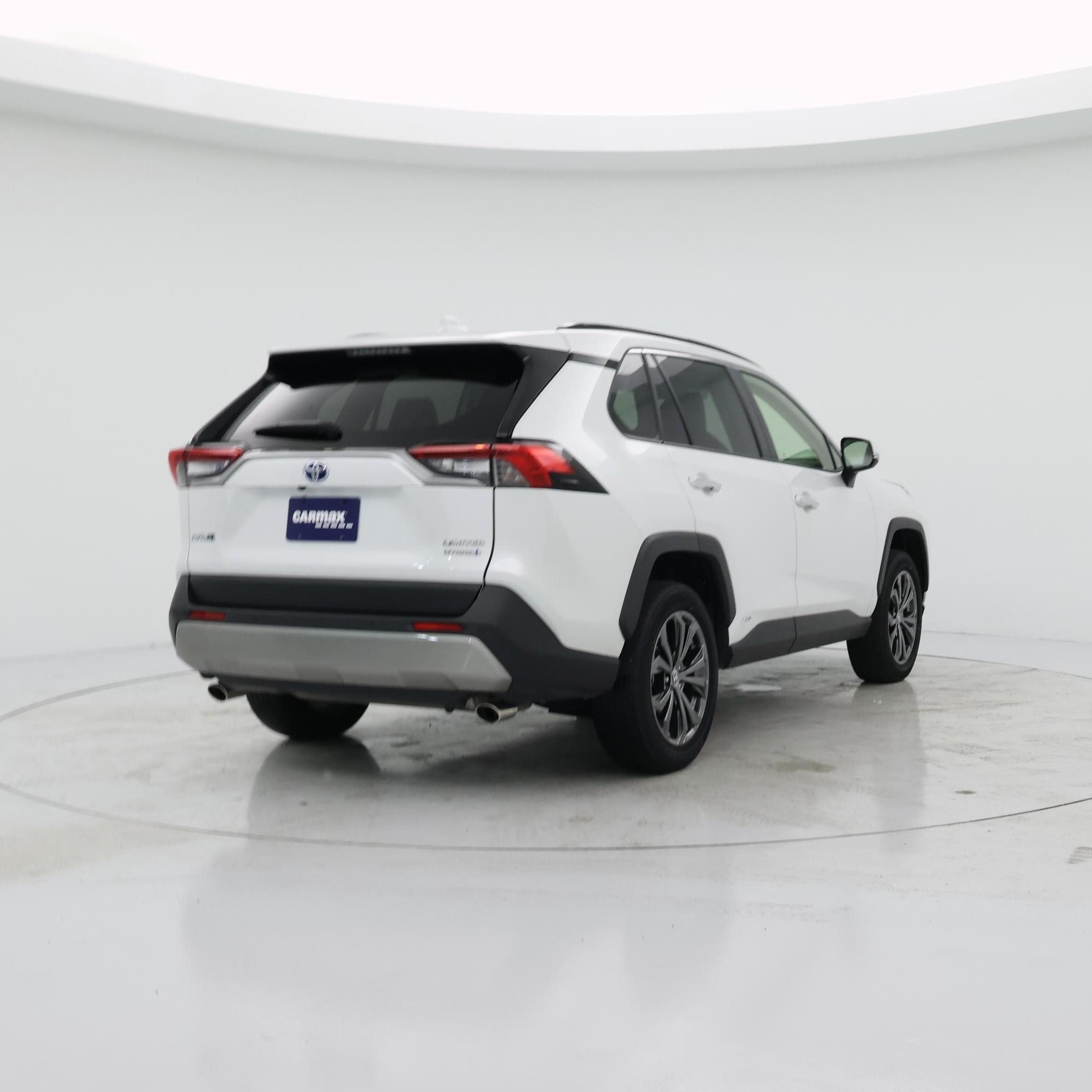 Thumbnail: 2023 Toyota RAV4 - 8