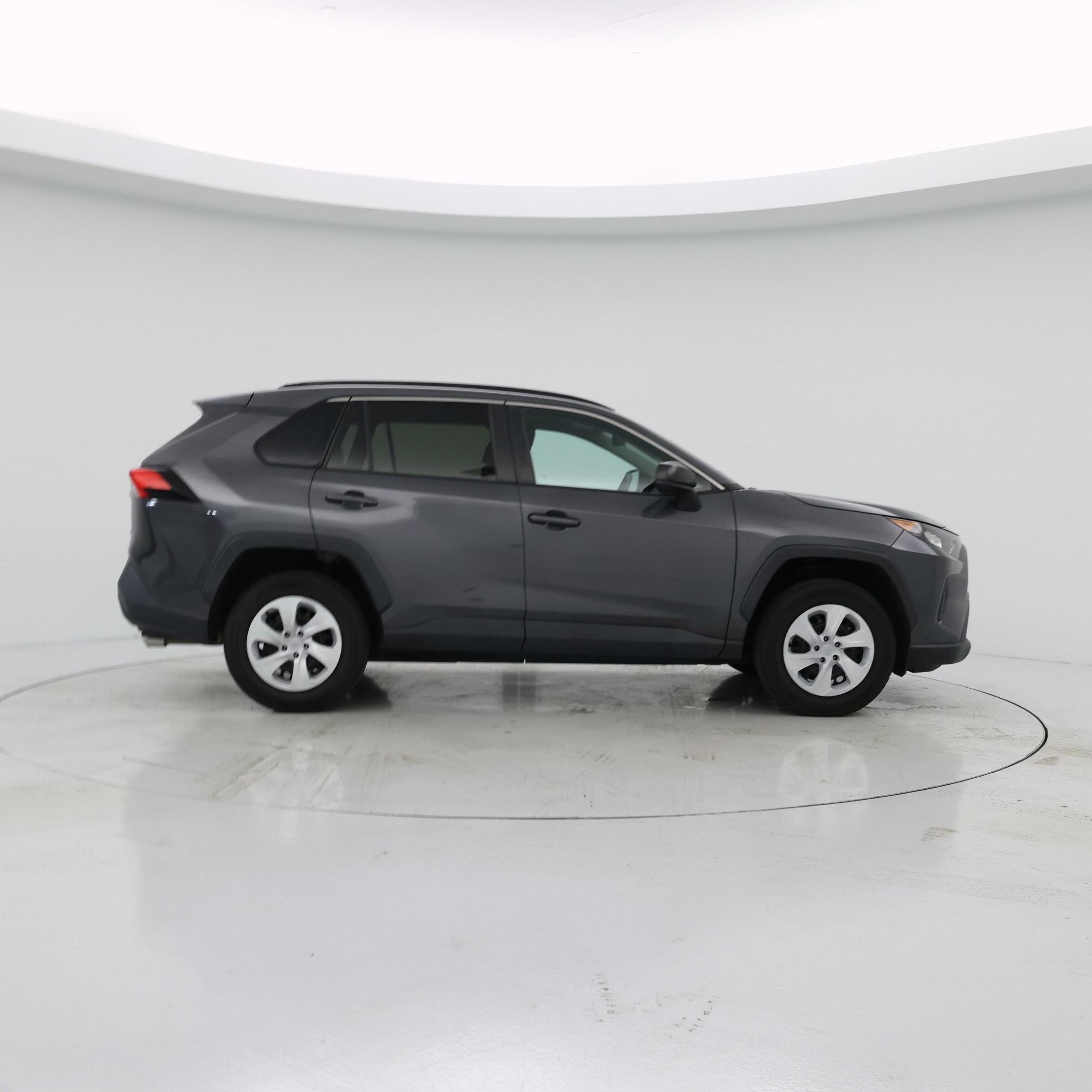 Thumbnail: 2021 Toyota RAV4 - 7