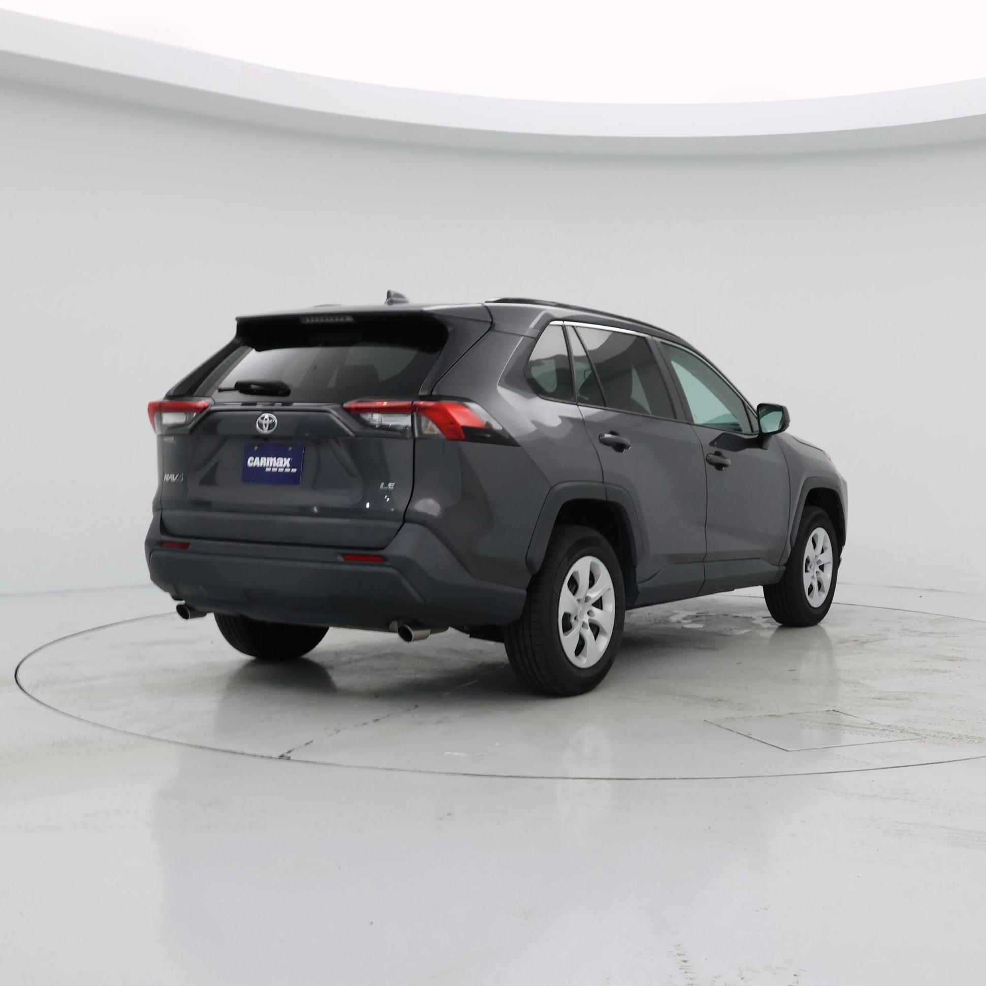 Thumbnail: 2021 Toyota RAV4 - 8