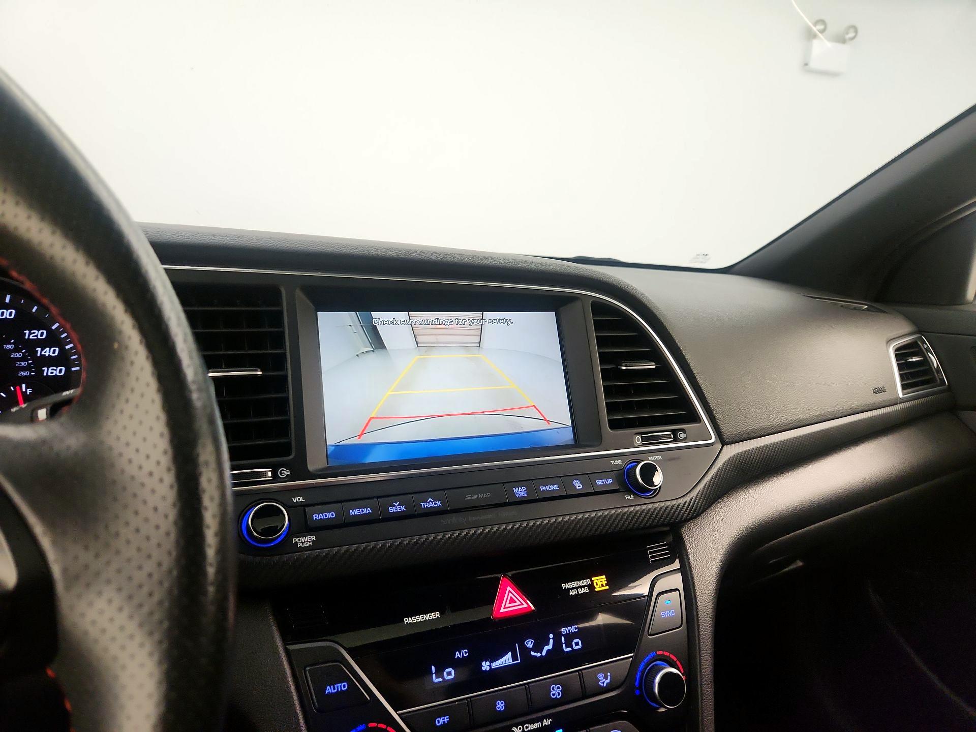 Thumbnail: 2018 Hyundai Elantra - 14