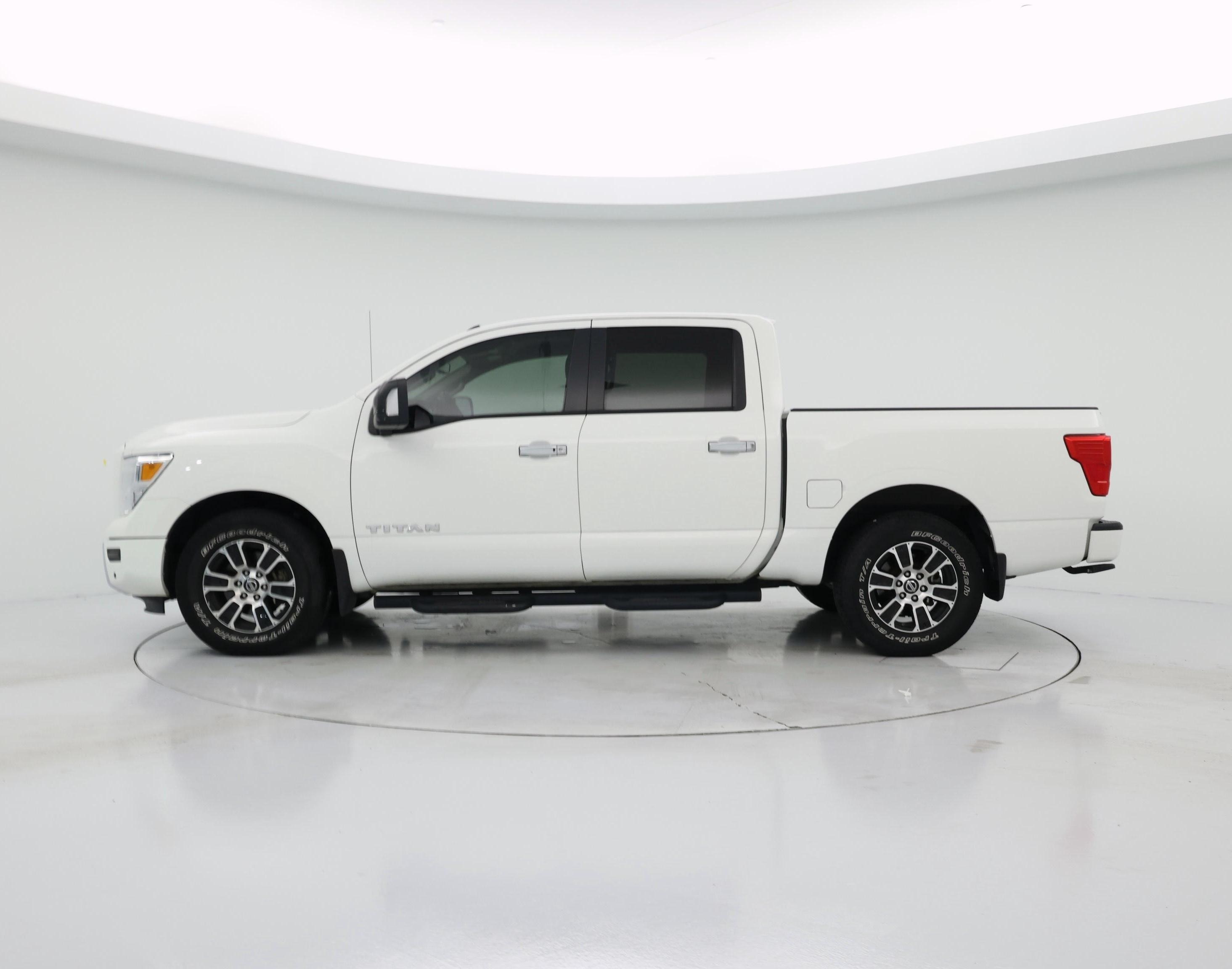 Thumbnail: 2021 Nissan Titan - 3