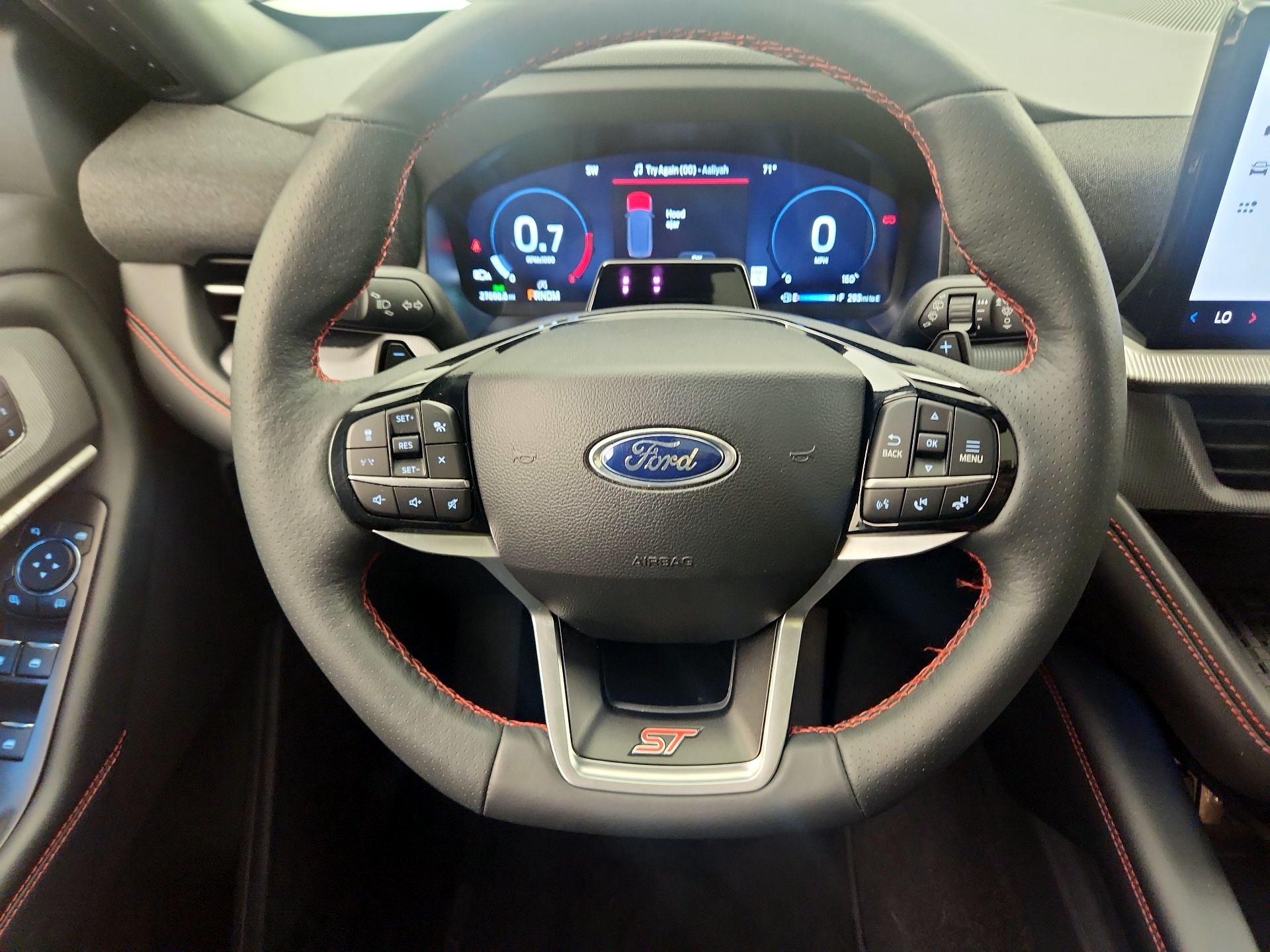 Thumbnail: 2025 Ford Explorer - 10