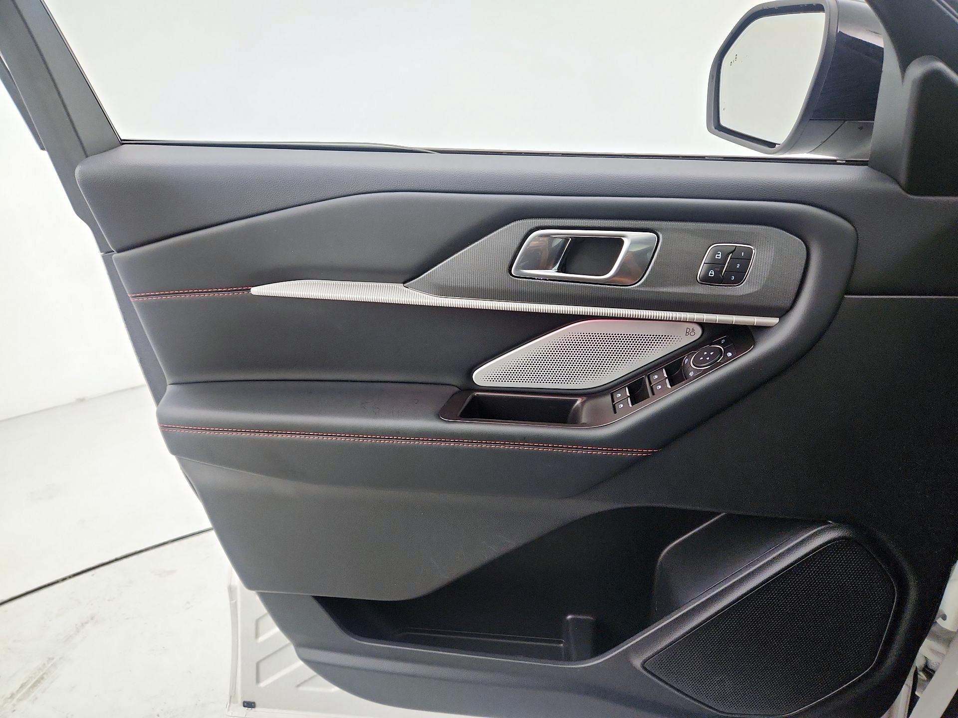 Thumbnail: 2025 Ford Explorer - 12