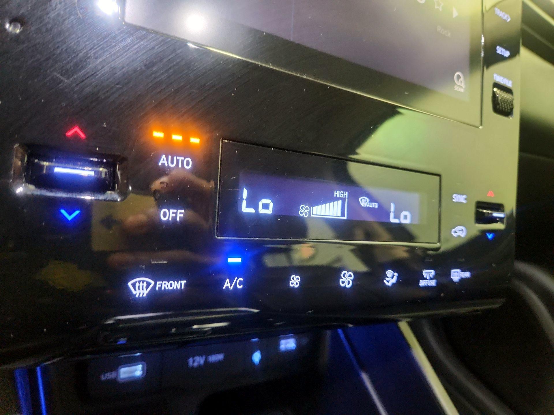 Thumbnail: 2023 Hyundai Tucson - 16