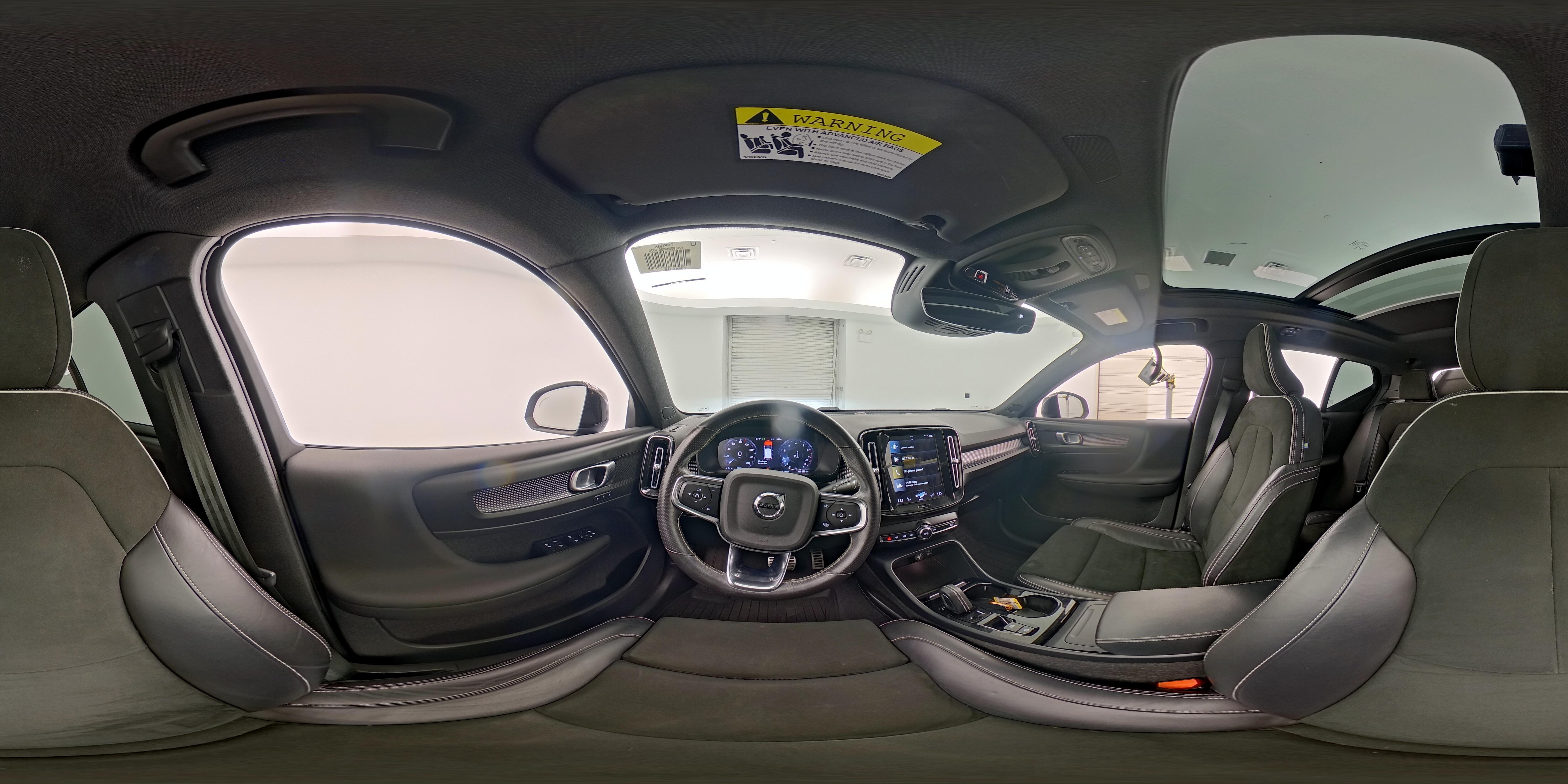 2021 Volvo XC40 R-Design - Photo 28