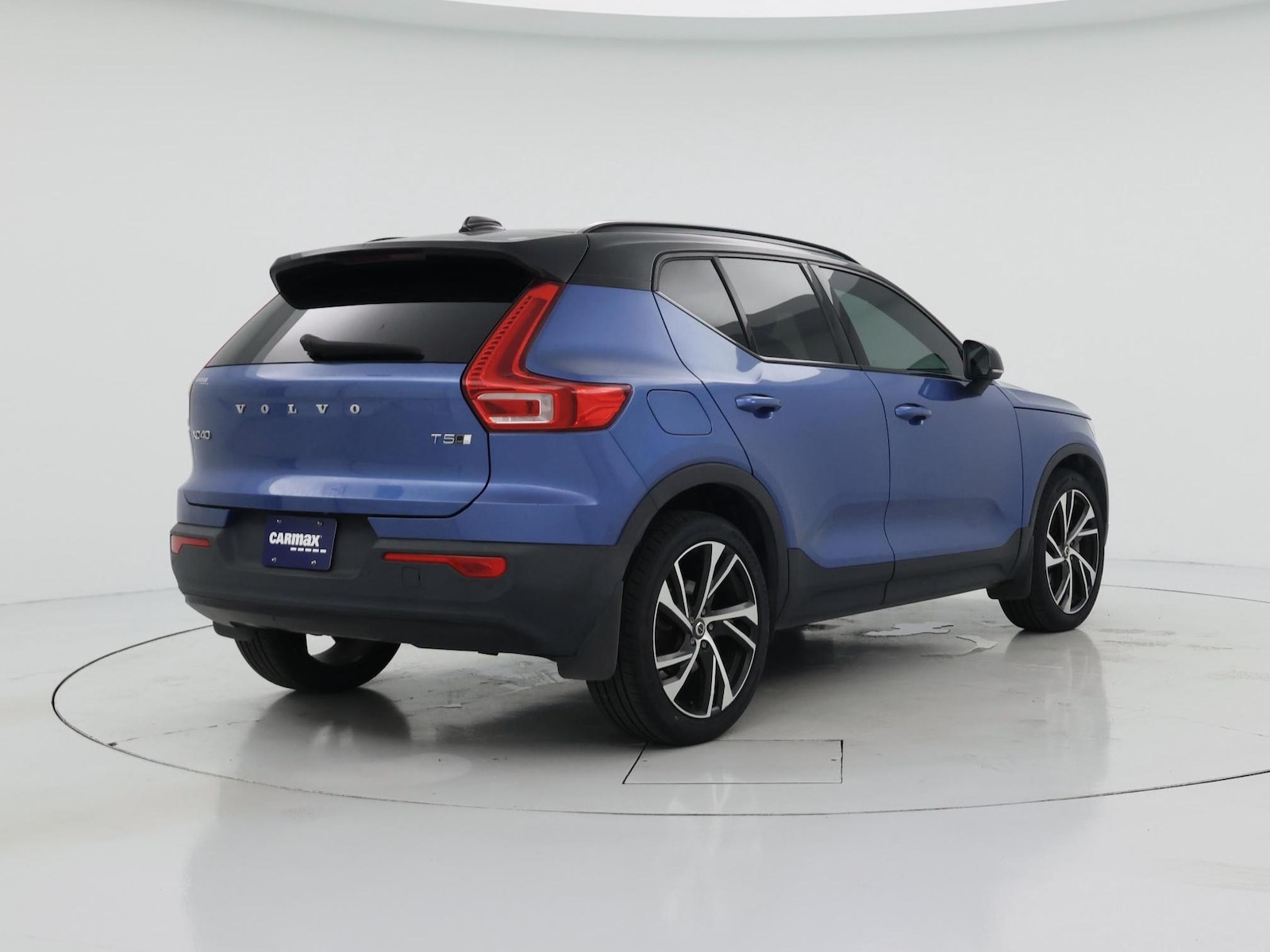 2021 Volvo XC40 R-Design - Photo 9