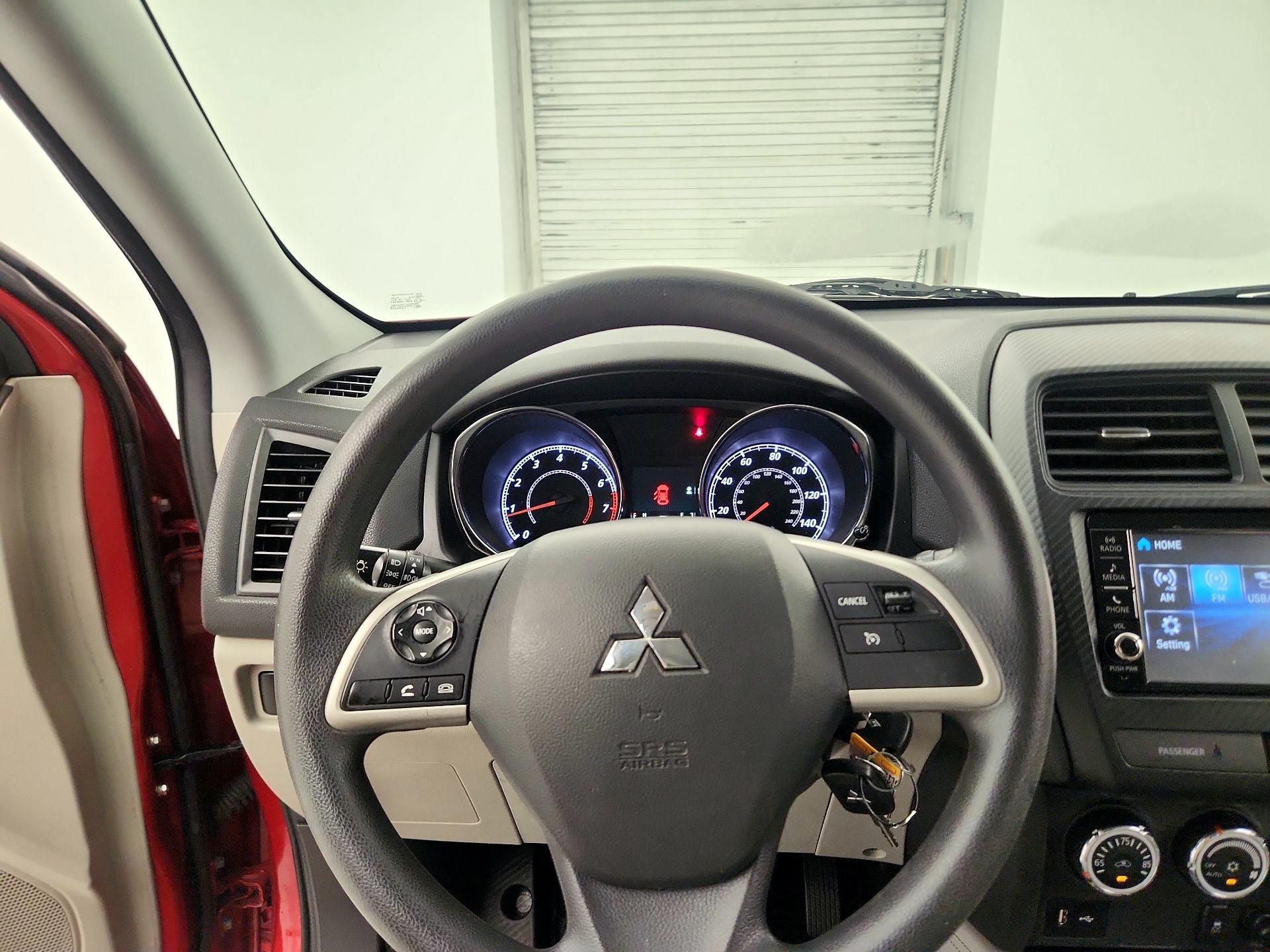 Thumbnail: 2019 Mitsubishi Outlander Sport - 10