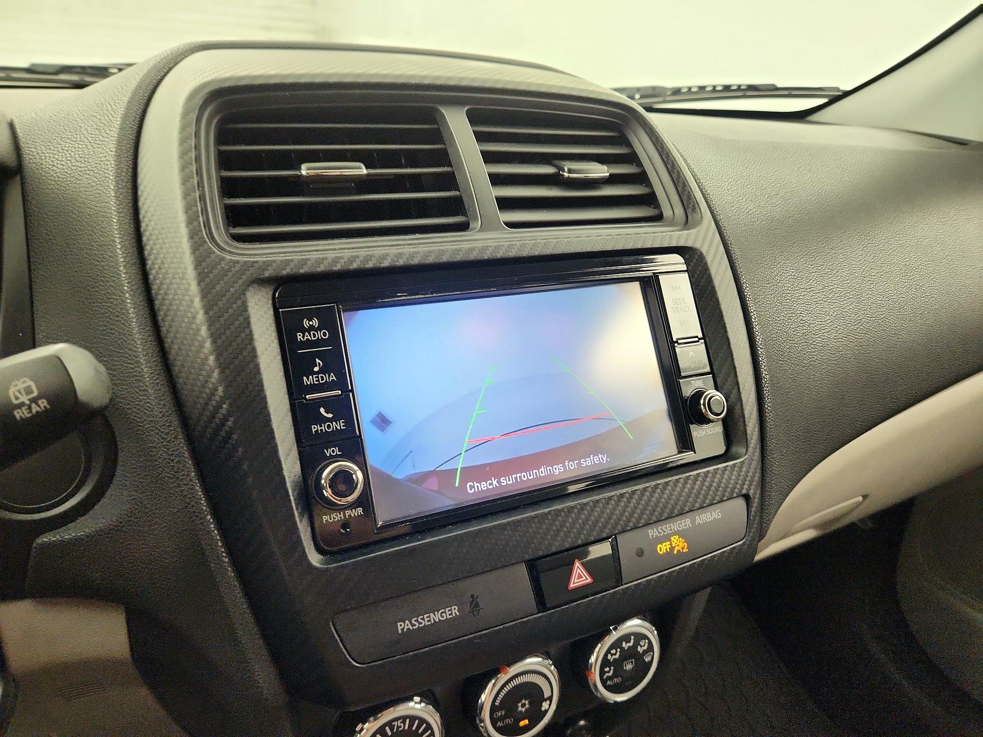 Thumbnail: 2019 Mitsubishi Outlander Sport - 14