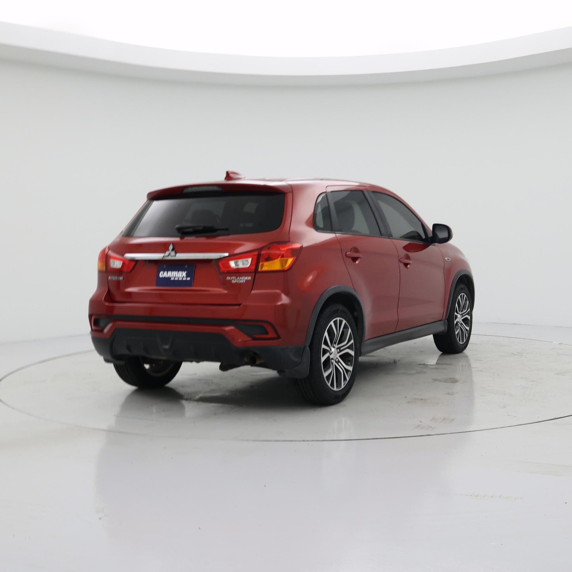 Thumbnail: 2019 Mitsubishi Outlander Sport - 8