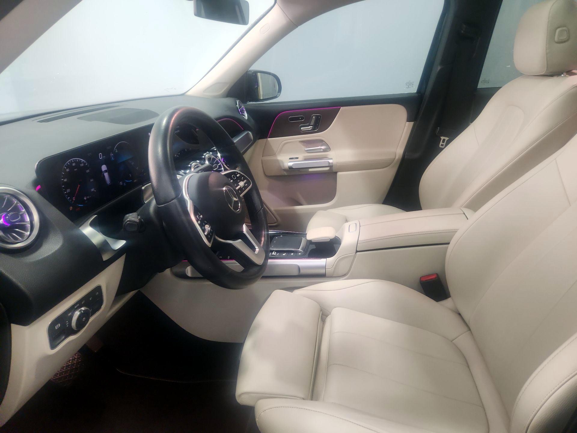 Thumbnail: 2023 Mercedes-Benz GLB - 11