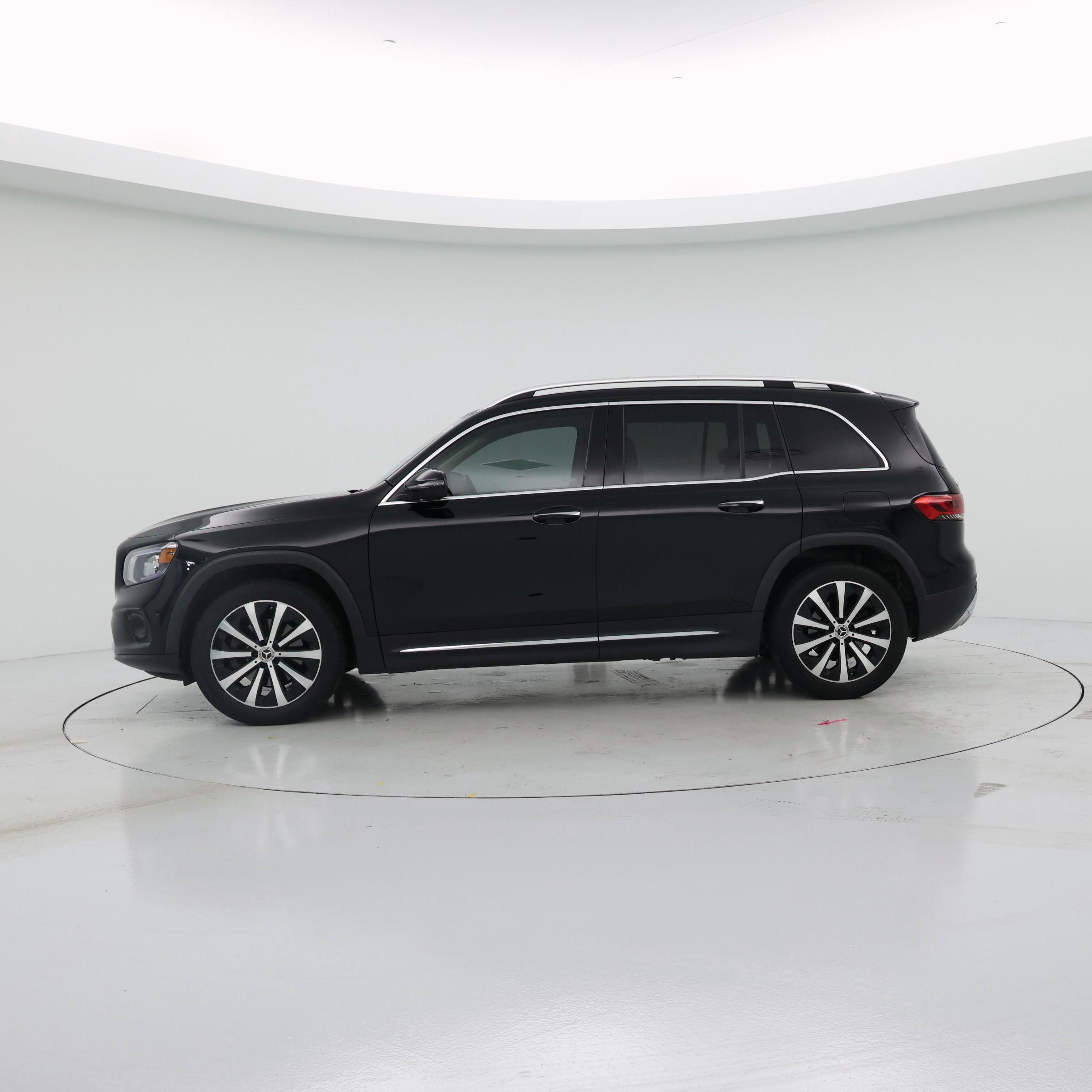 Thumbnail: 2023 Mercedes-Benz GLB - 3