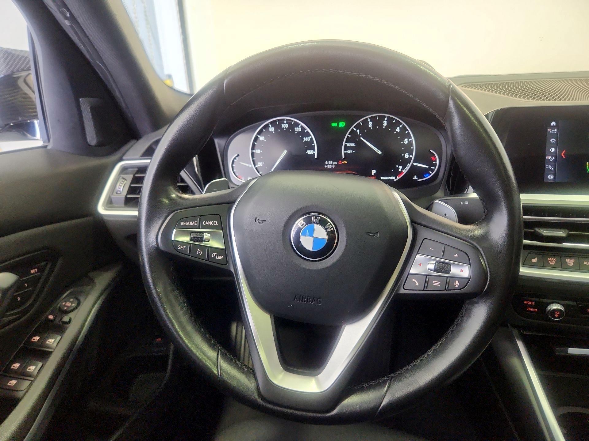 Thumbnail: 2020 BMW 3 Series - 10