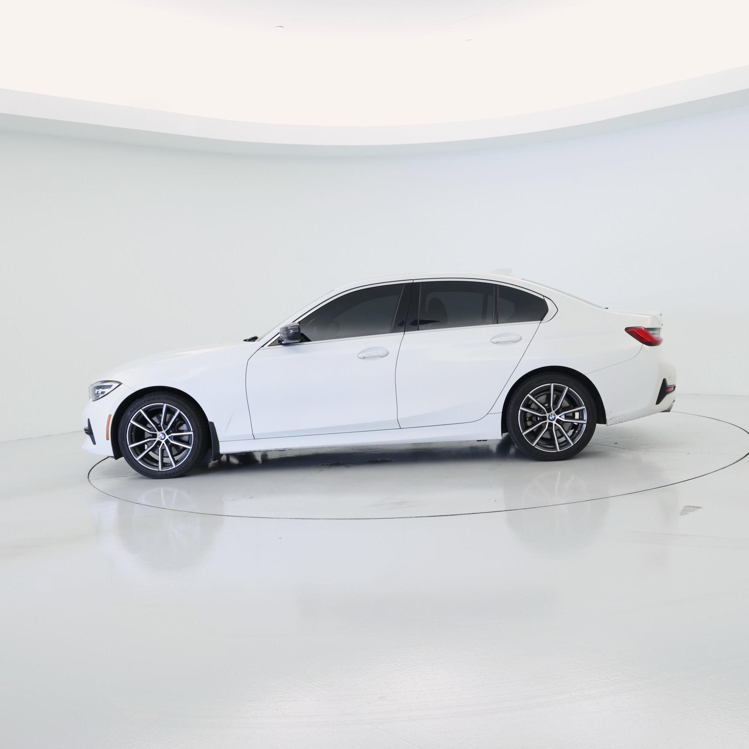 Thumbnail: 2020 BMW 3 Series - 3