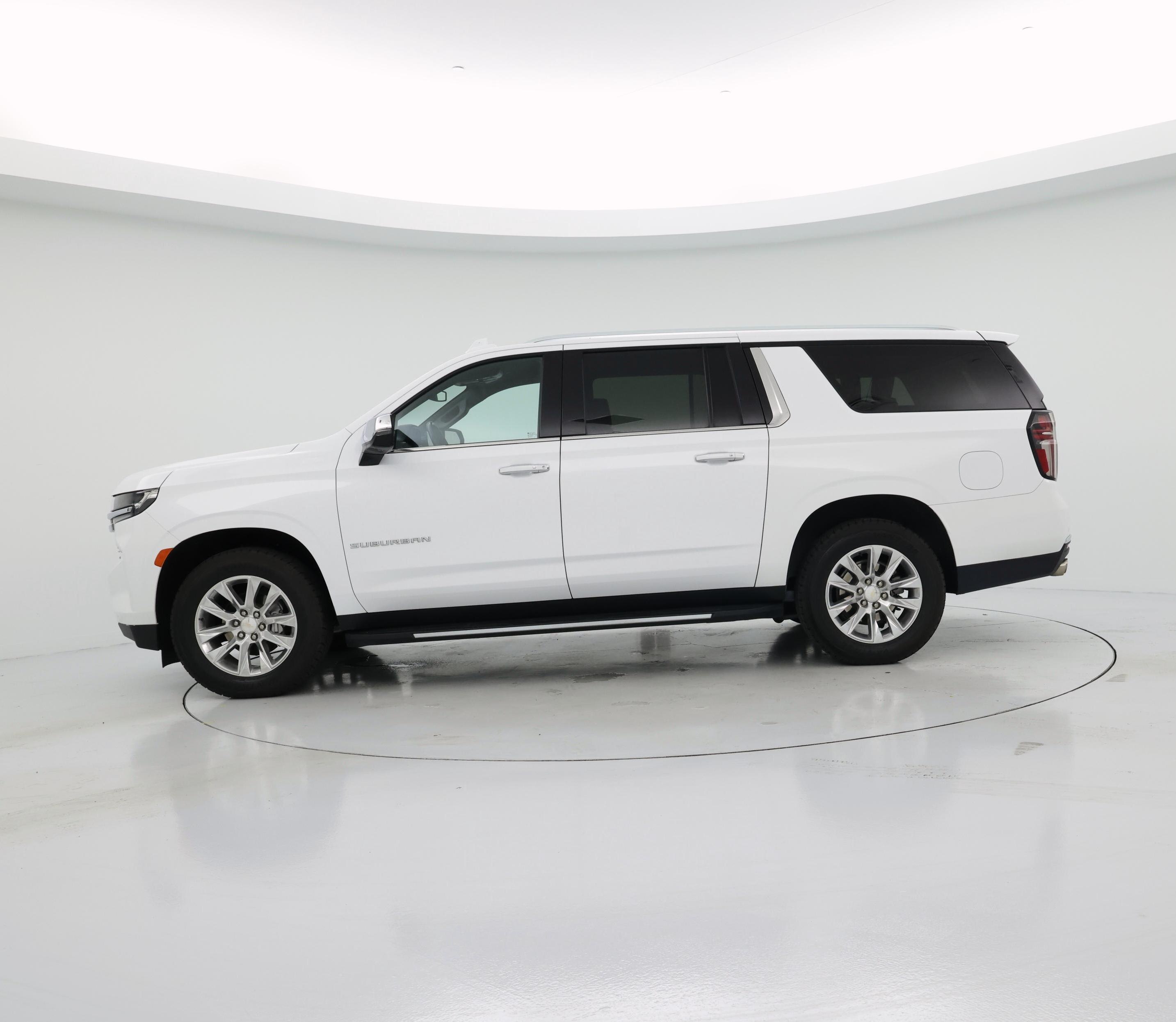 Thumbnail: 2023 Chevrolet Suburban - 3