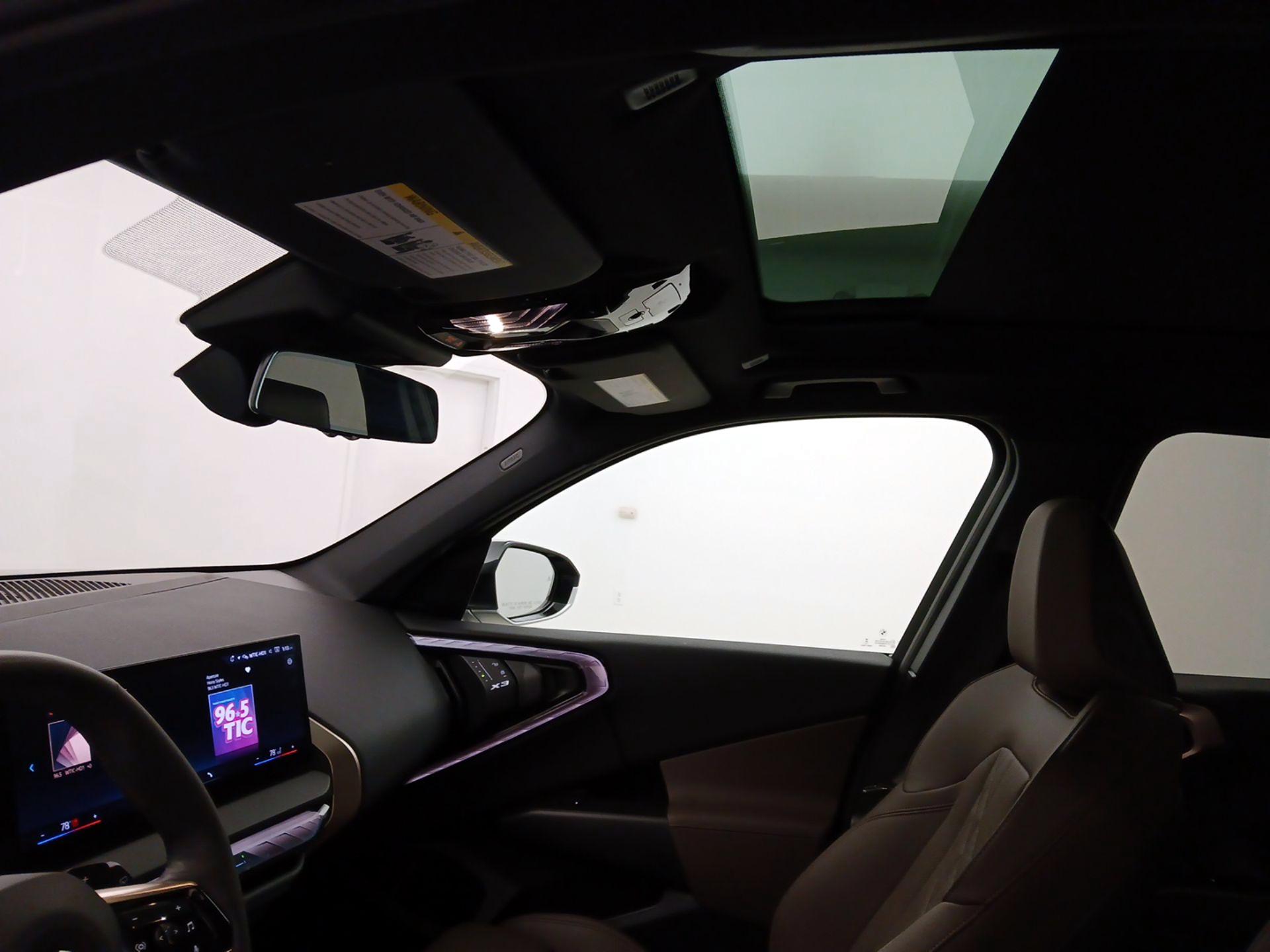 Thumbnail: 2025 BMW X3 - 18