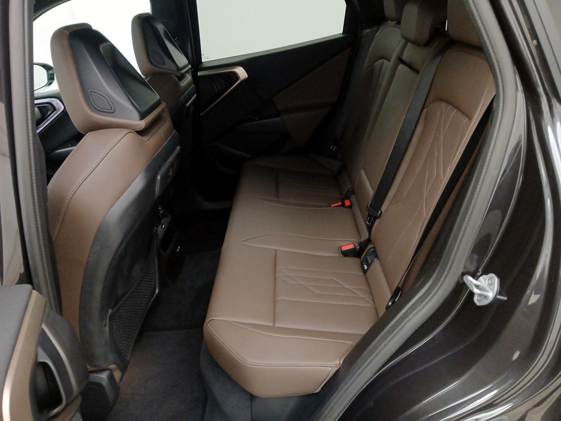 Thumbnail: 2025 BMW X3 - 19