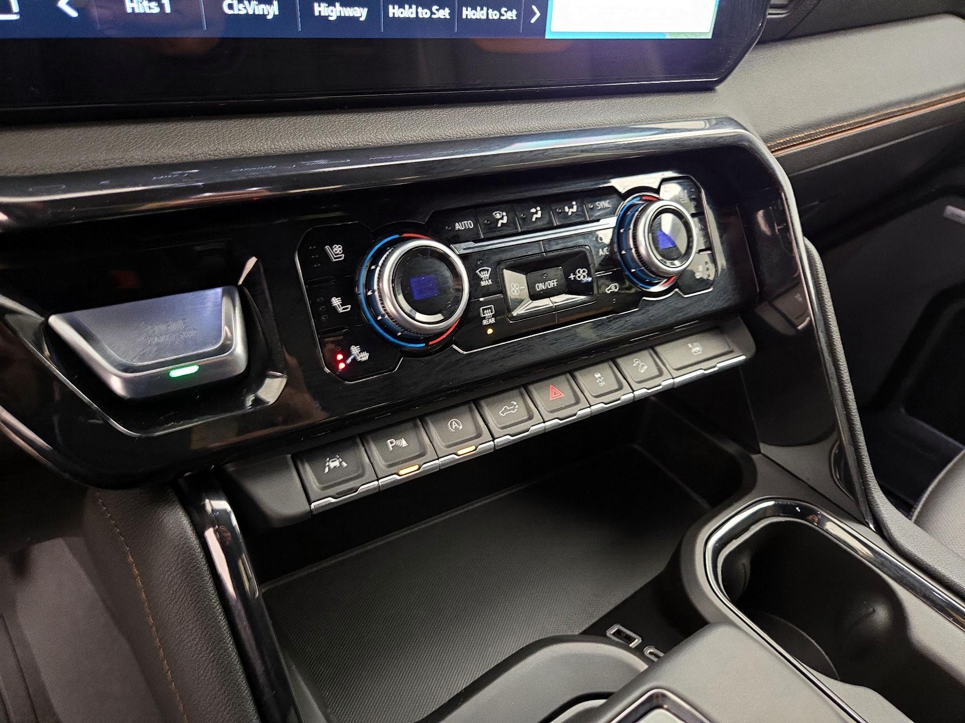 Thumbnail: 2023 GMC Sierra 1500 - 16