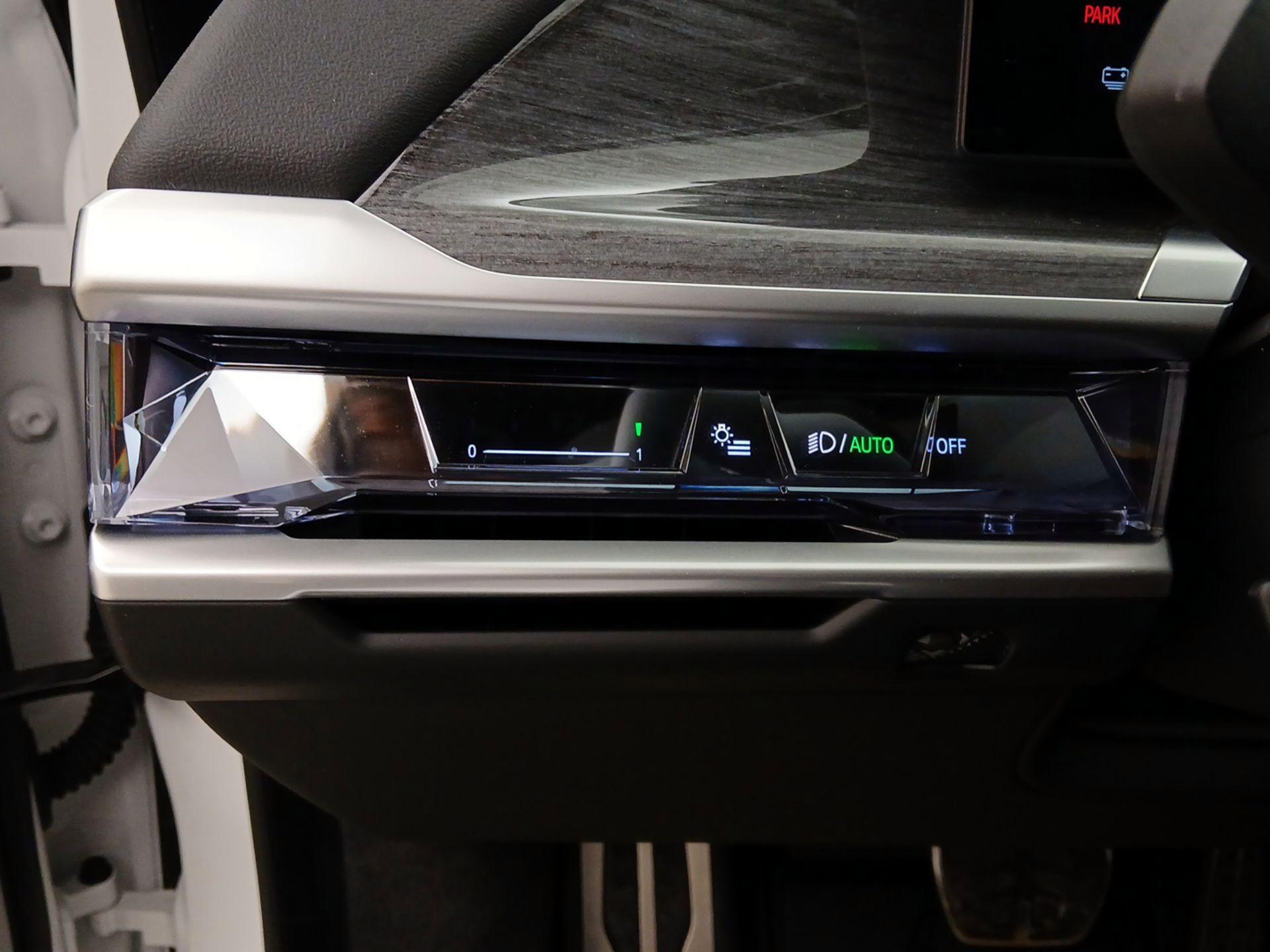 Thumbnail: 2024 BMW i7 - 13