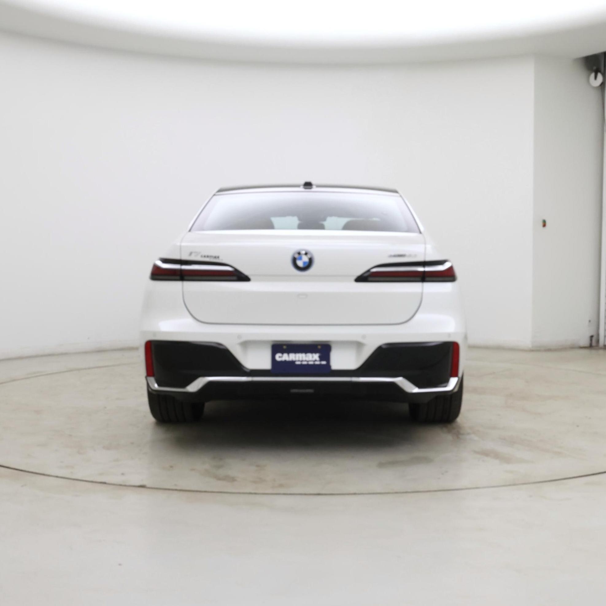 Thumbnail: 2024 BMW i7 - 6