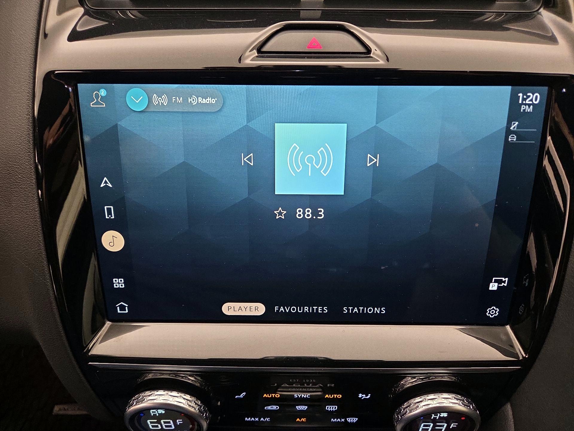 Thumbnail: 2022 Jaguar E-Pace - 16