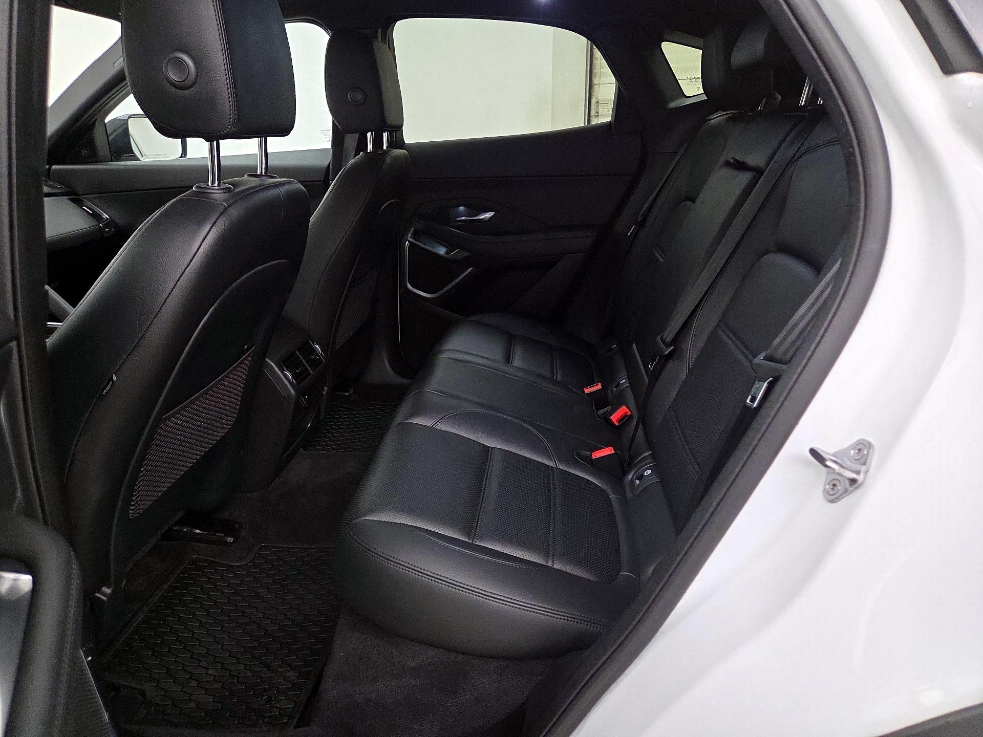 Thumbnail: 2022 Jaguar E-Pace - 20