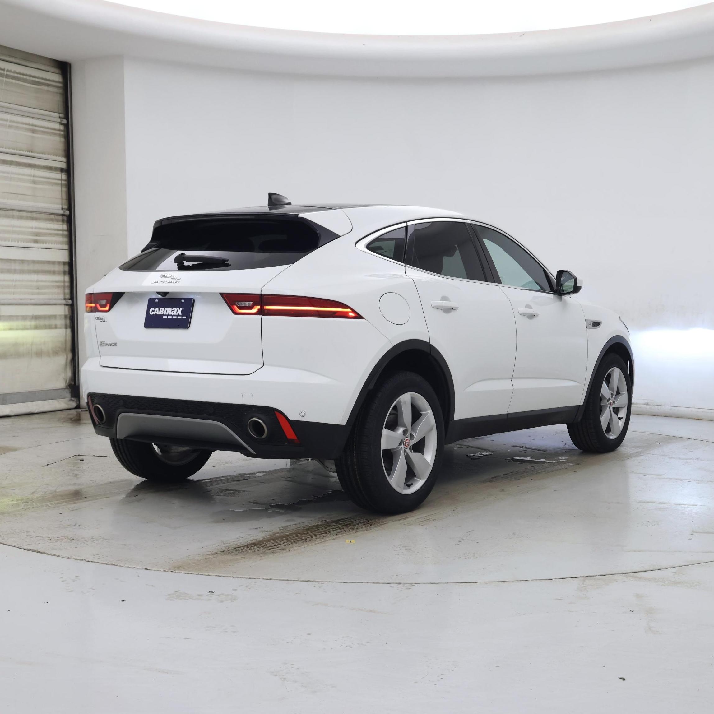 Thumbnail: 2022 Jaguar E-Pace - 8