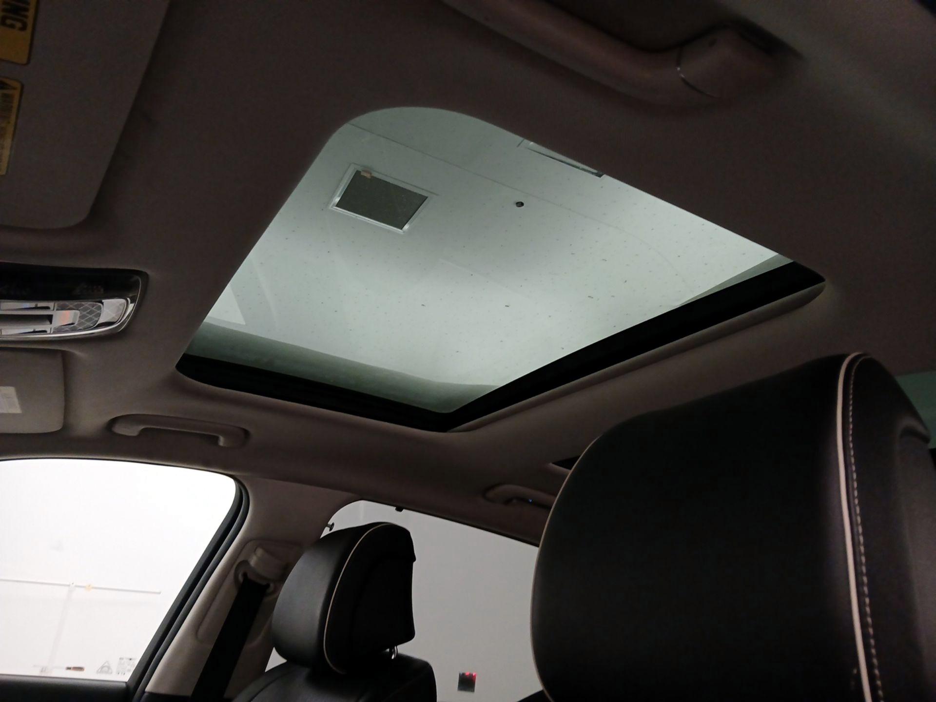 Thumbnail: 2022 Genesis GV80 - 20