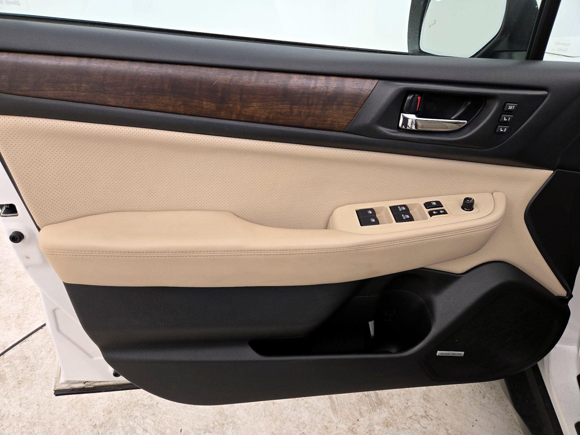 Thumbnail: 2015 Subaru Outback - 12