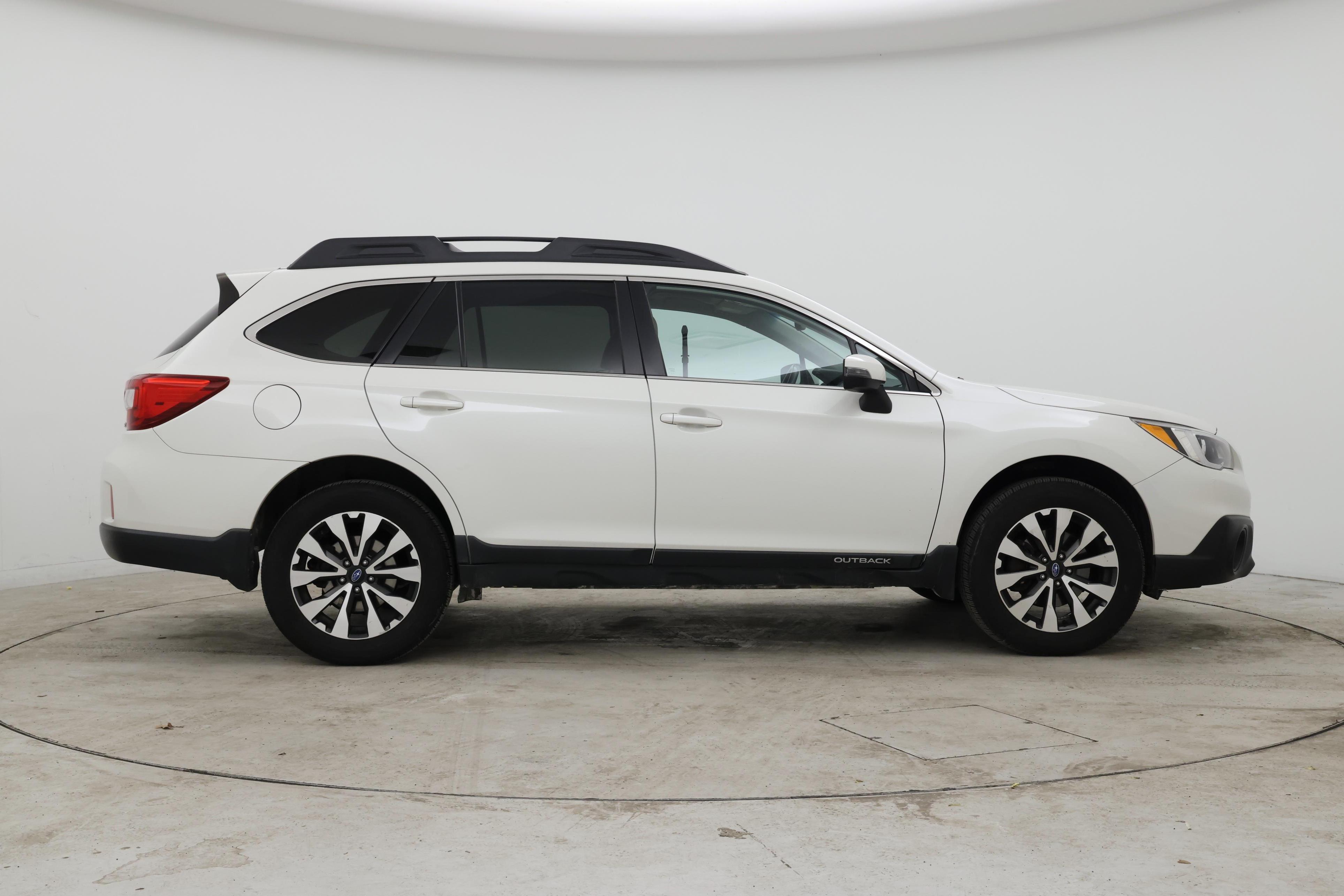 Thumbnail: 2015 Subaru Outback - 7