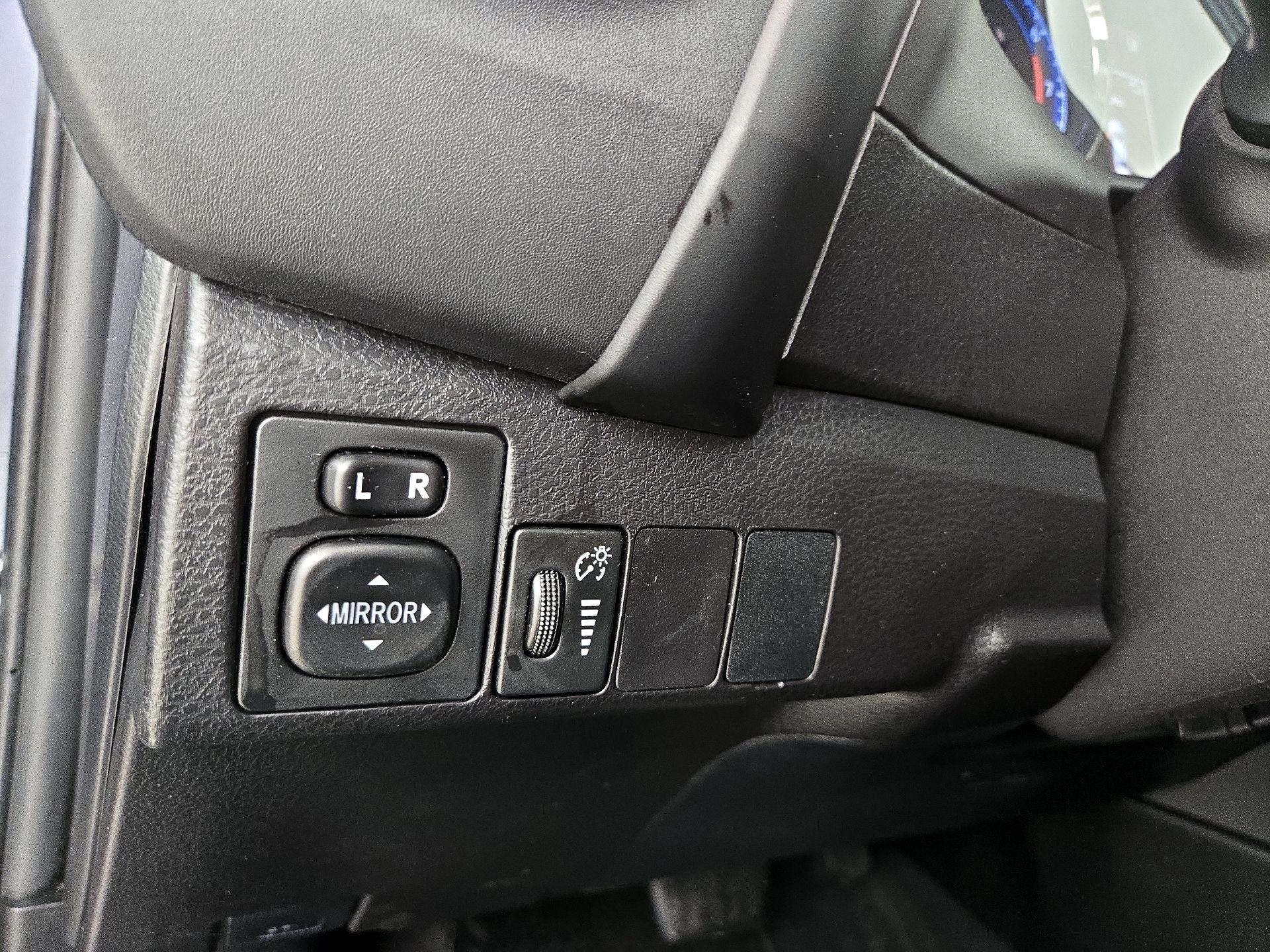 Thumbnail: 2018 Toyota Corolla - 13