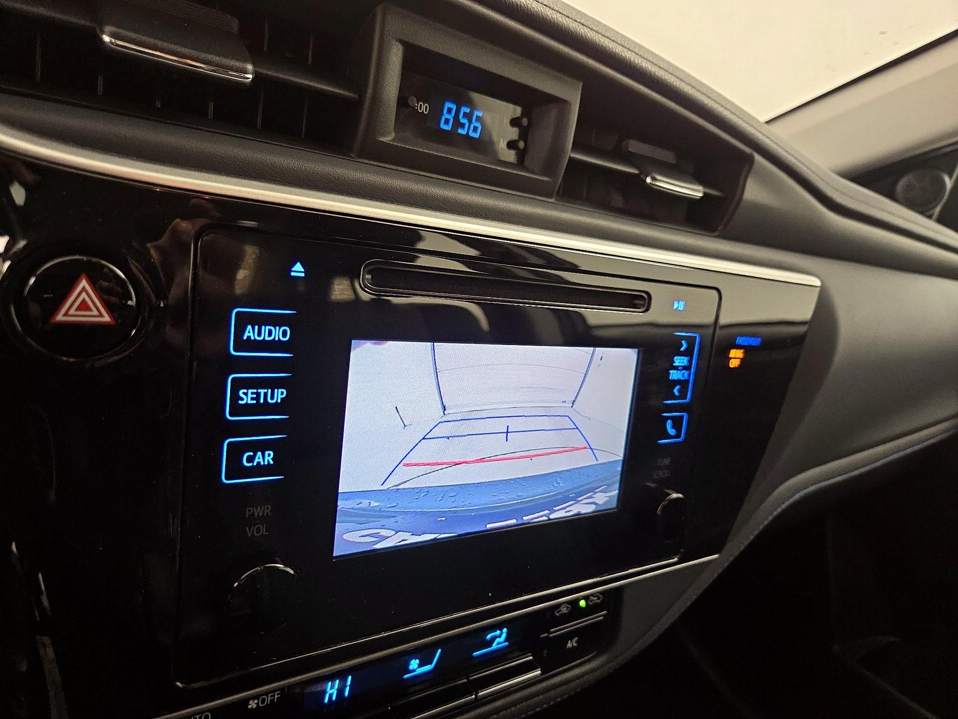 Thumbnail: 2018 Toyota Corolla - 14