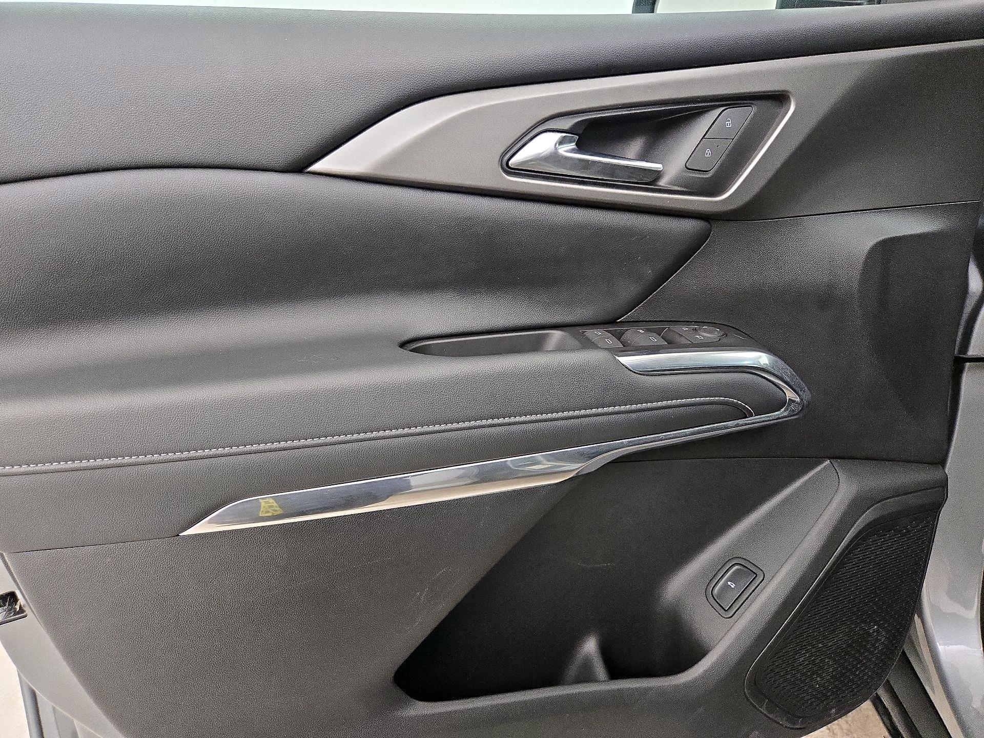 Thumbnail: 2025 Chevrolet Traverse - 12