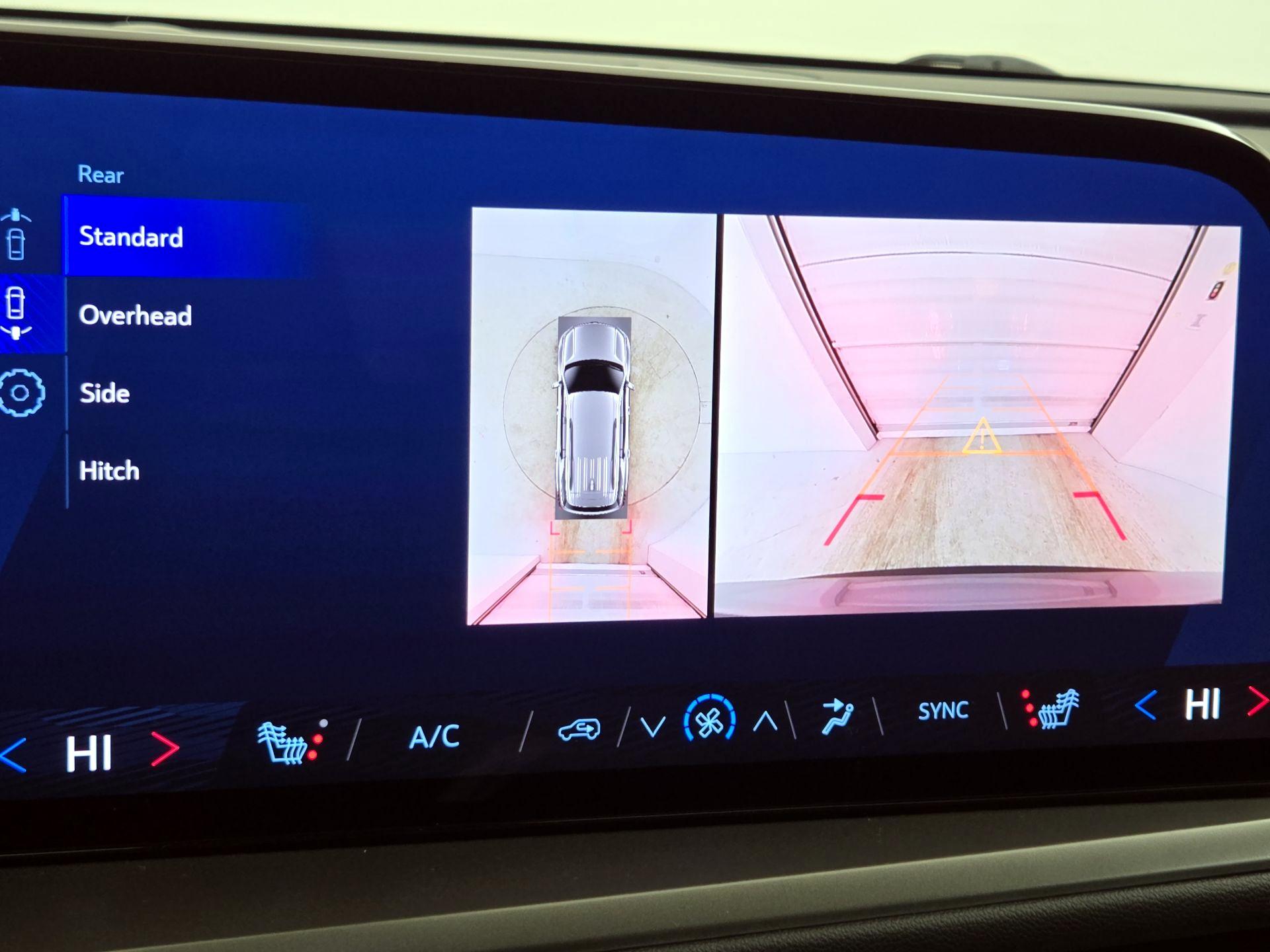 Thumbnail: 2025 Chevrolet Traverse - 14